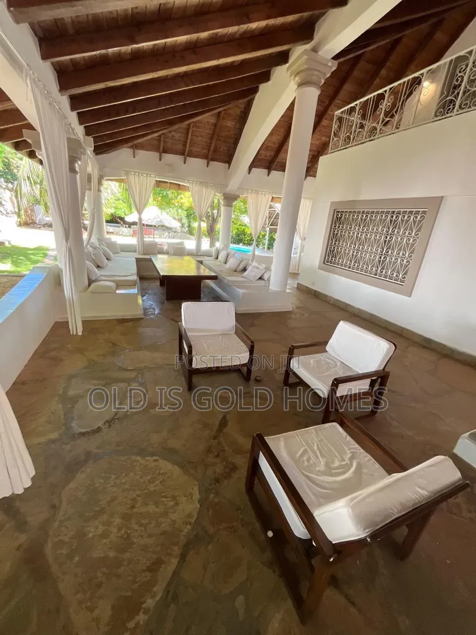 Furnished 5bdrm Villa in Town Centre for sale in Town Centre