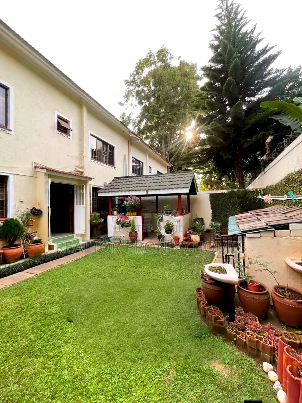 4bdrm Townhouse/Terrace in Lavington, Muthangari for sale in Muthangari