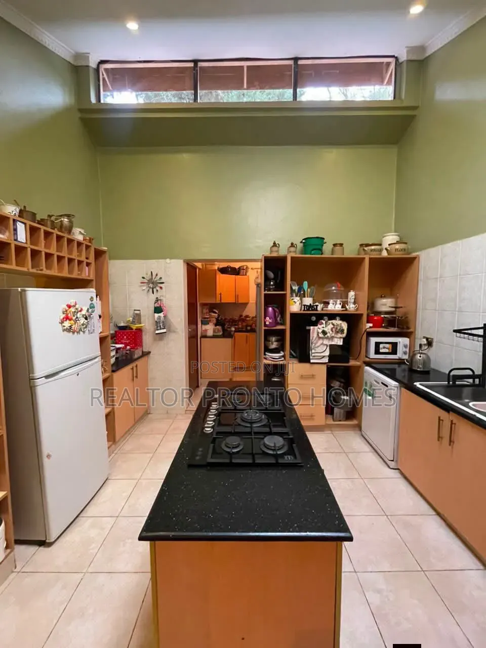 4bdrm Townhouse/Terrace in Lavington, Muthangari for sale in Muthangari