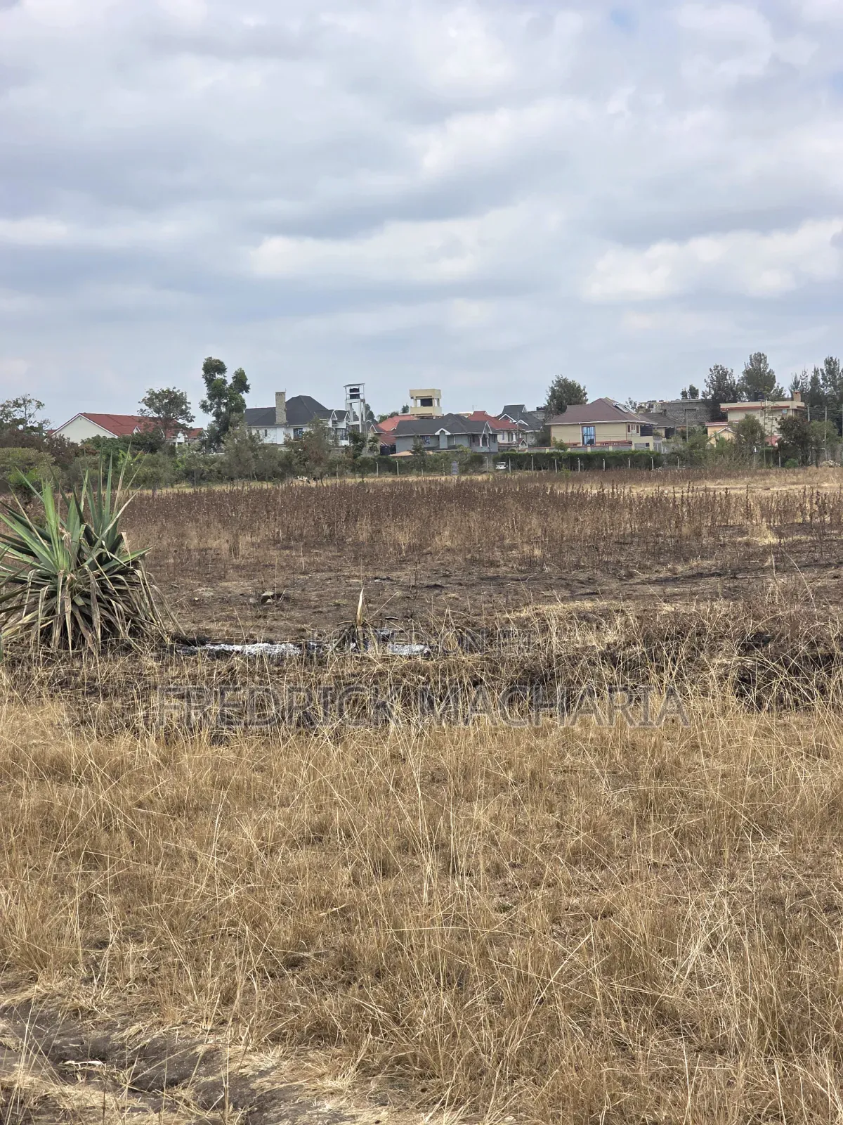 Residential Plot for Sale at Karuguru in Kamakis