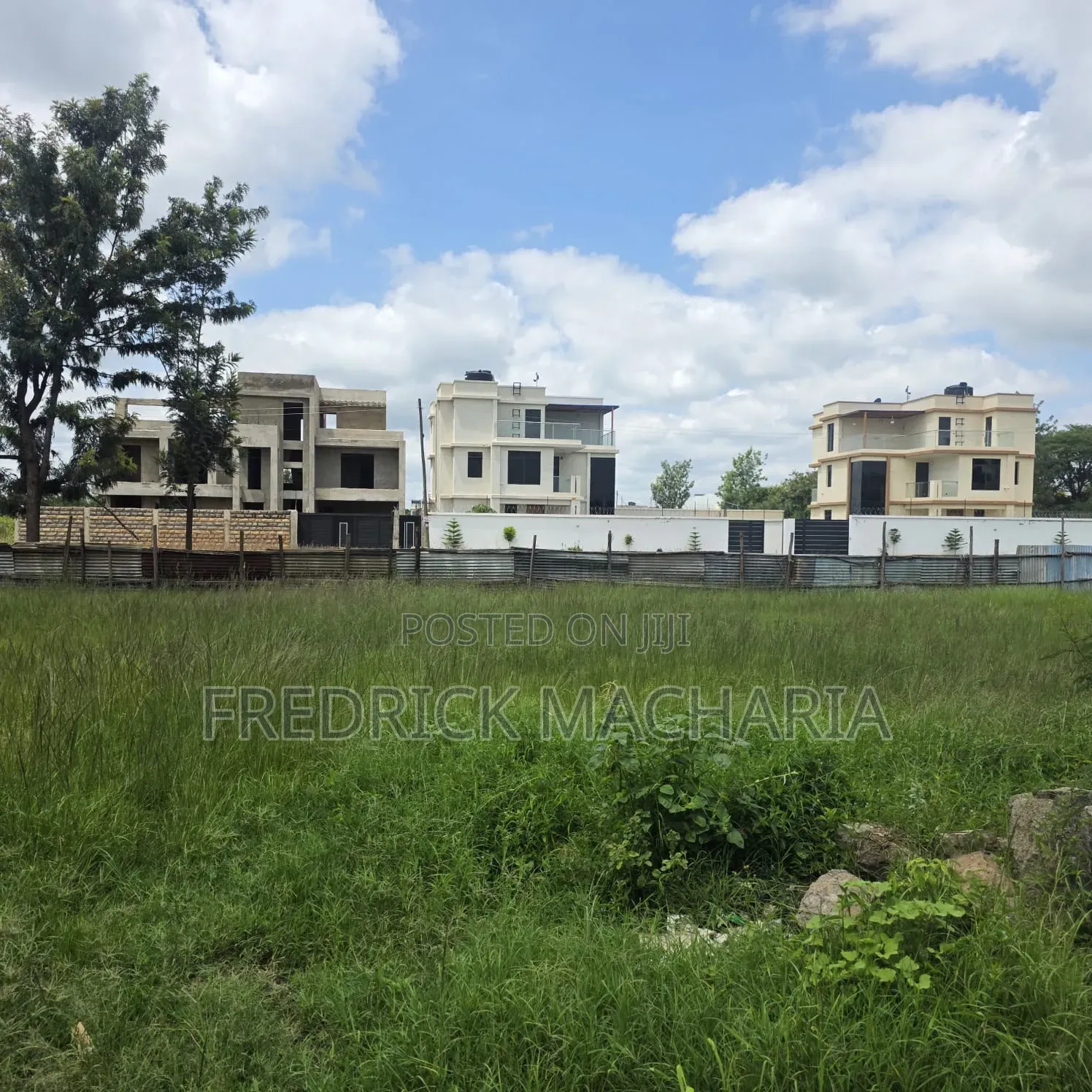 2 Adjacent Residential Plot for Sale at Karuguru. in Kamakis