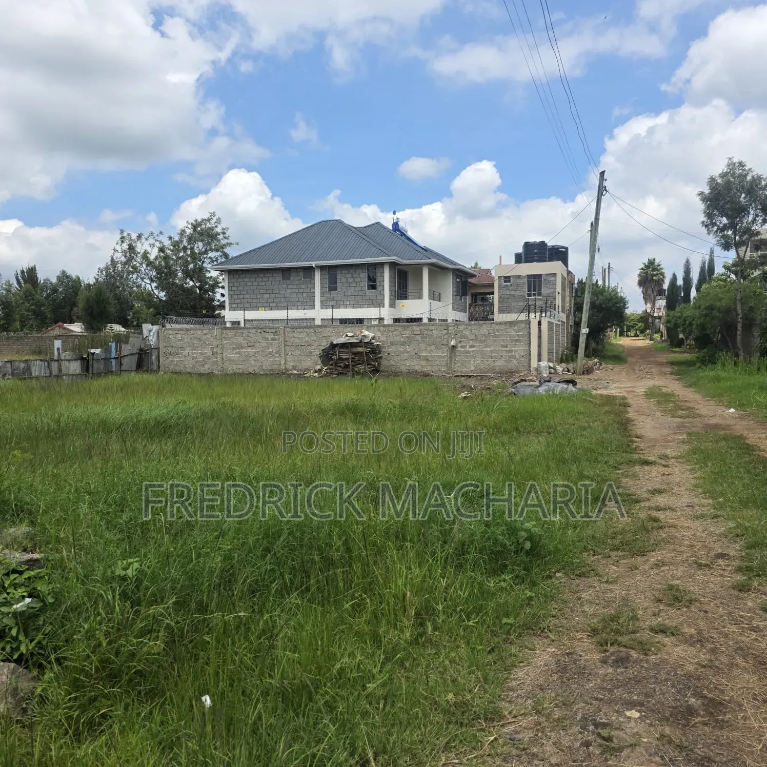 2 Adjacent Residential Plot for Sale at Karuguru. in Kamakis