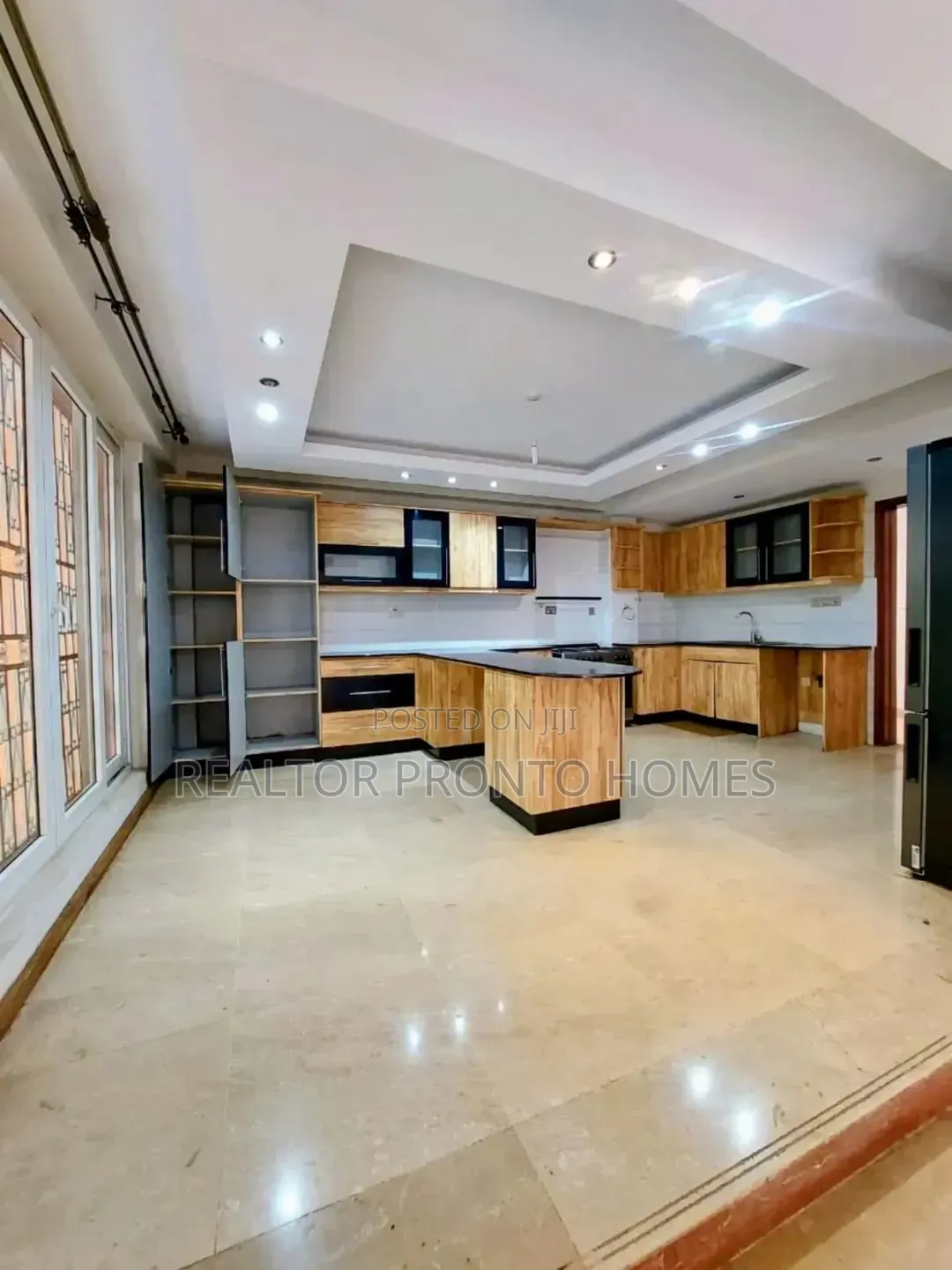 5bdrm Townhouse / Terrace in Lavington, Valley Arcade for rent in Valley Arcade
