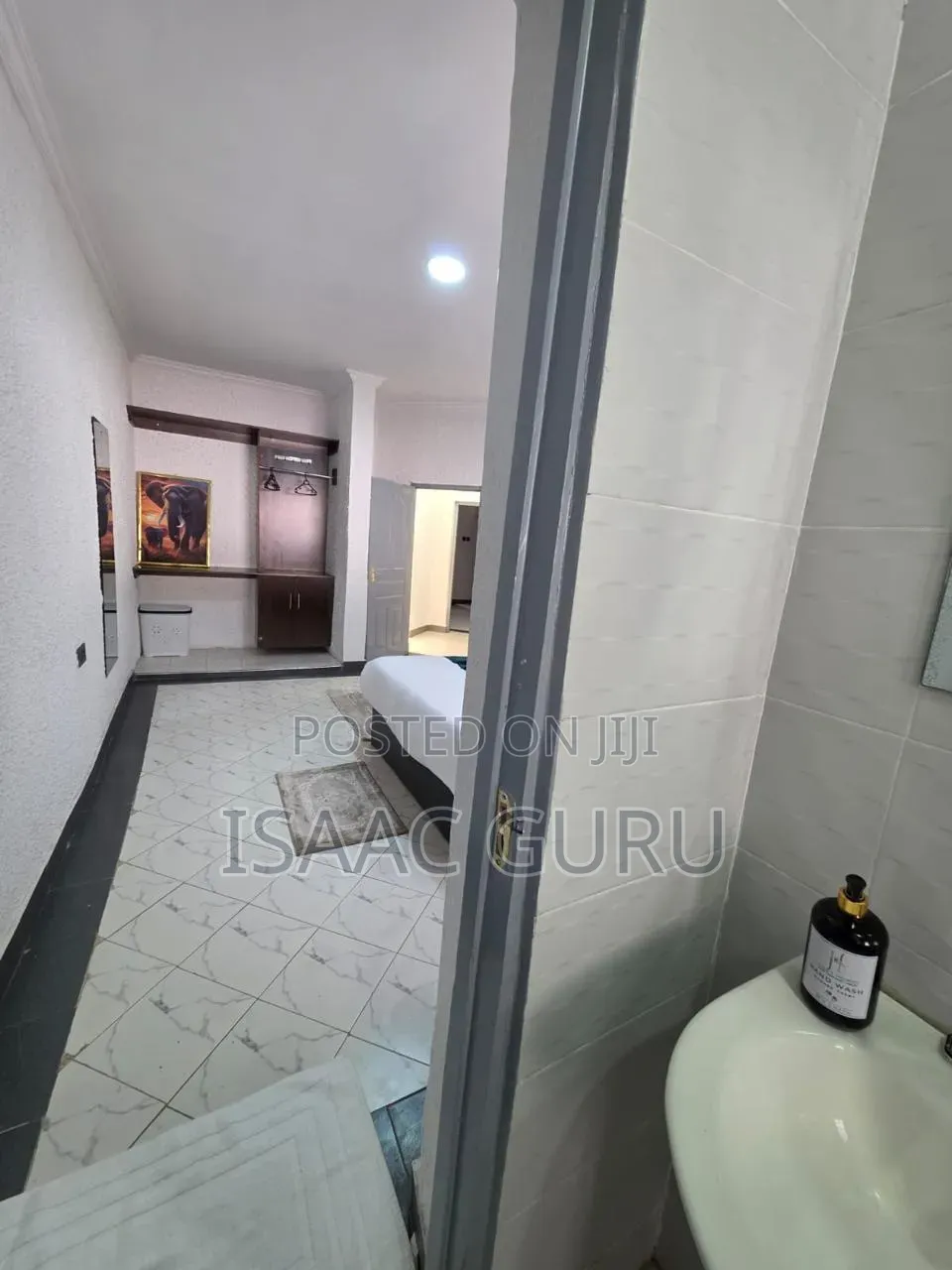 6 Bedroom Airbnb in Naivasha in Karagita