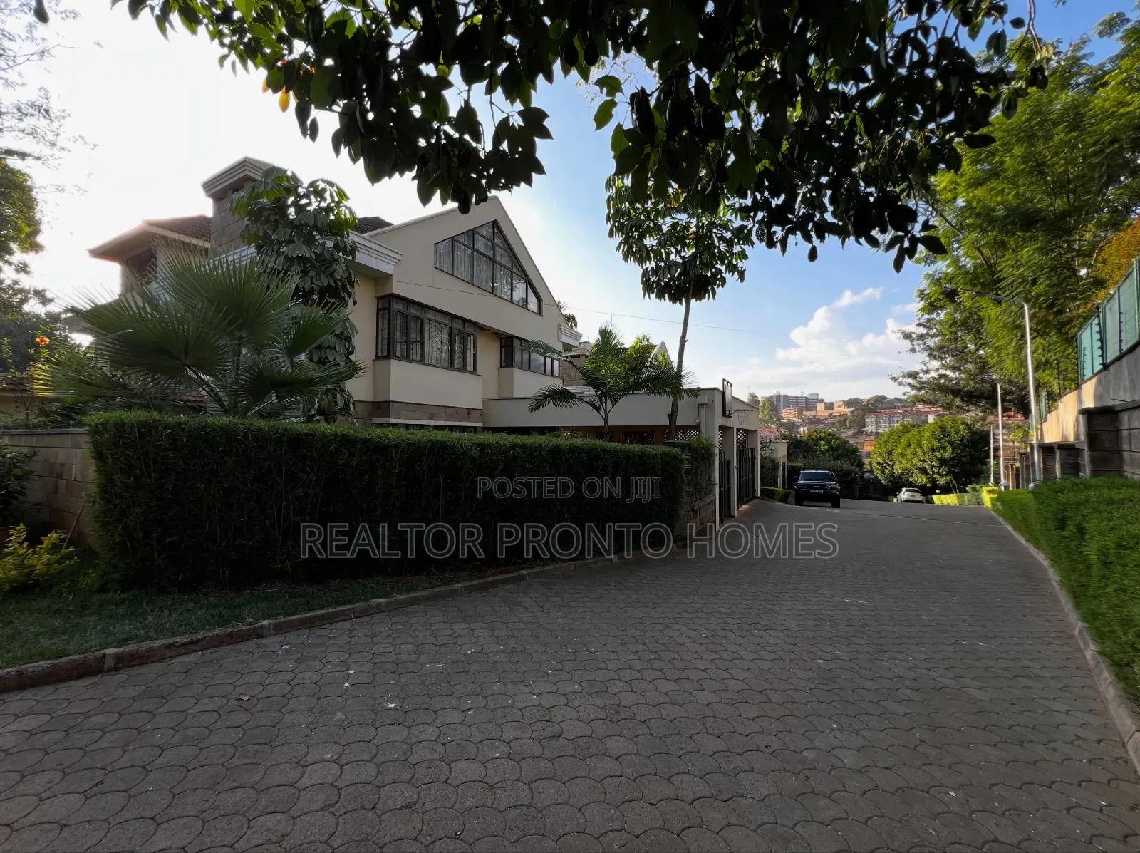 5bdrm Townhouse/Terrace in Lavington, Muthangari for sale in Muthangari
