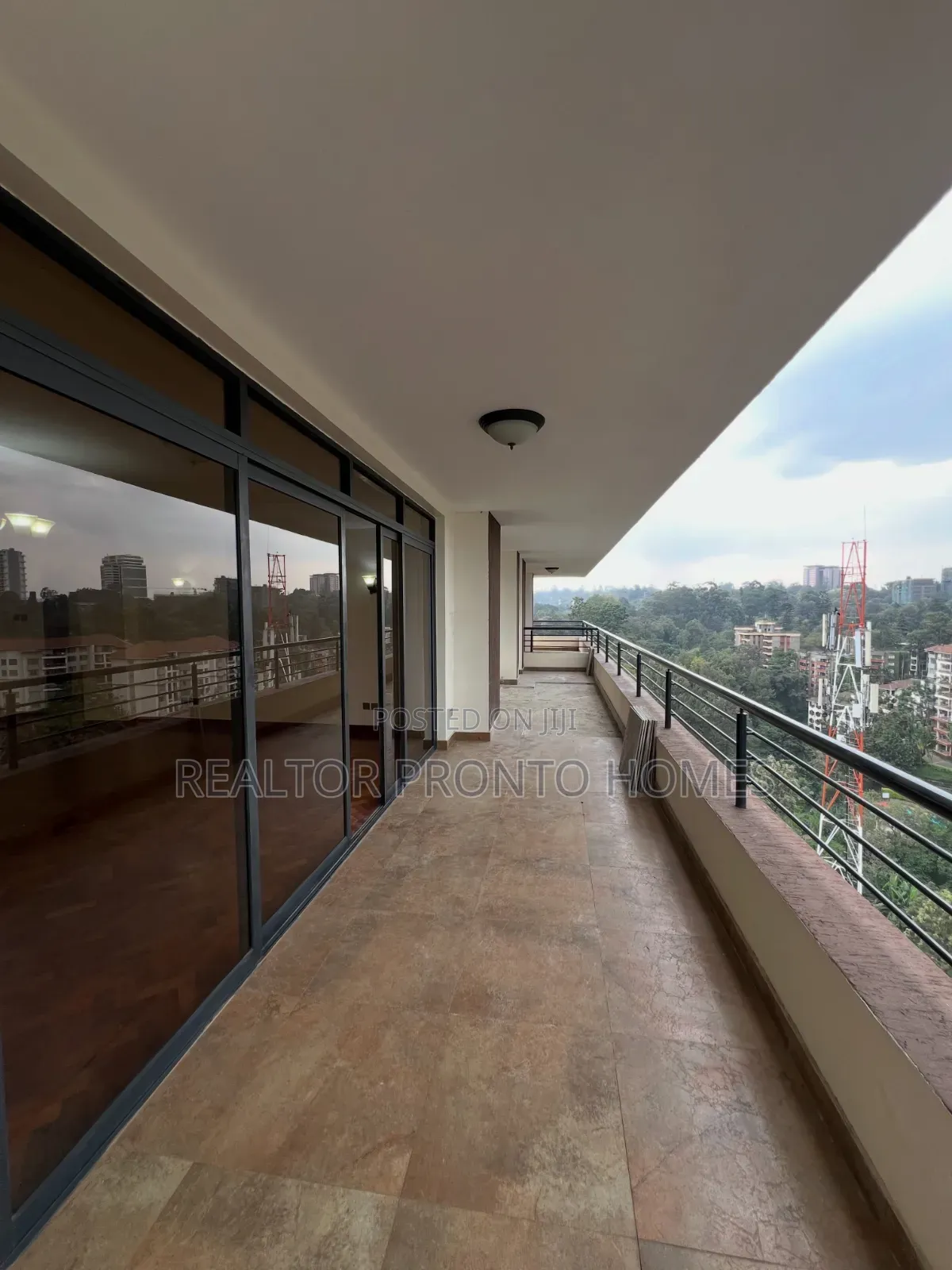 3bdrm Penthouse in Riverside Drive for rent in Riverside Drive