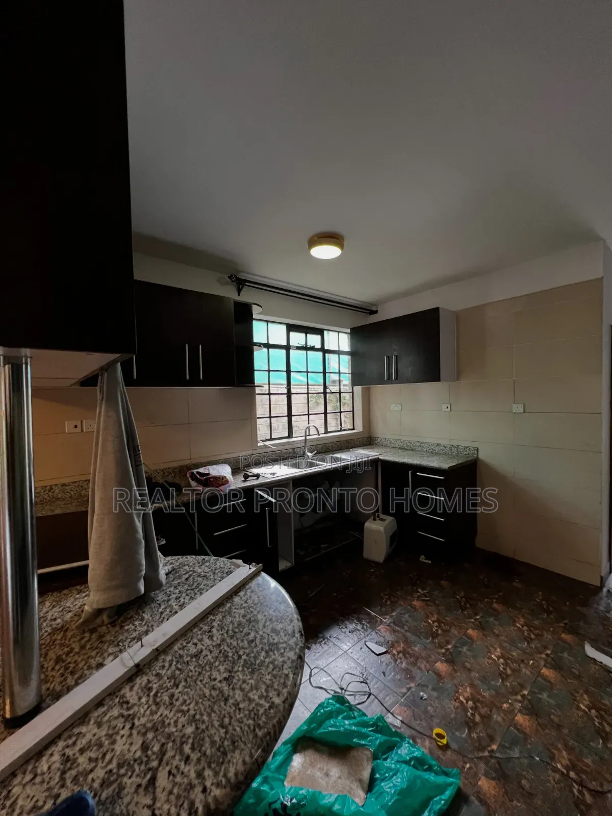 4bdrm Townhouse/Terrace in Lavington, Muthangari for sale in Muthangari