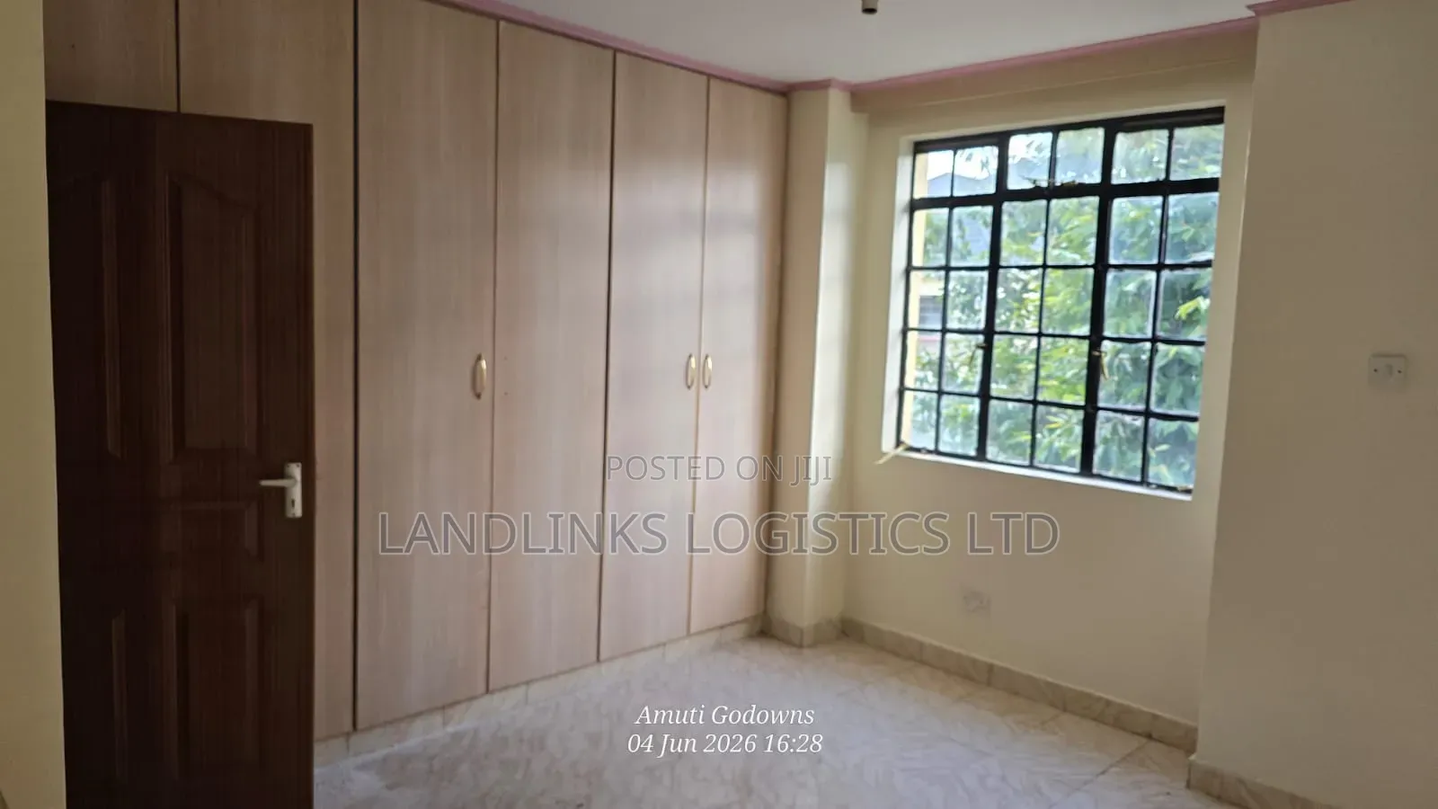 4bdrm Maisonette in Parliament Road, Katani for sale in Katani
