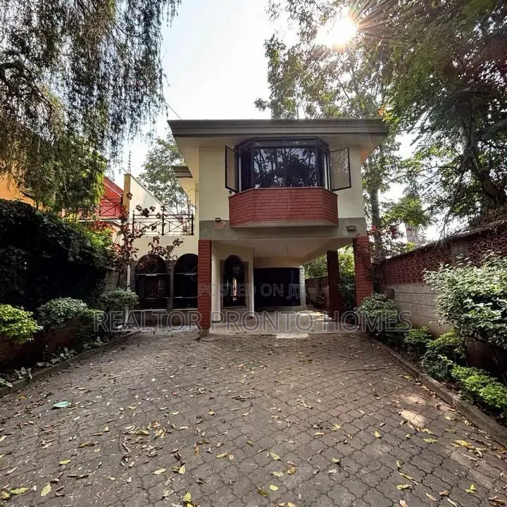 4bdrm Townhouse/Terrace in Spring Valley for sale in Spring Valley