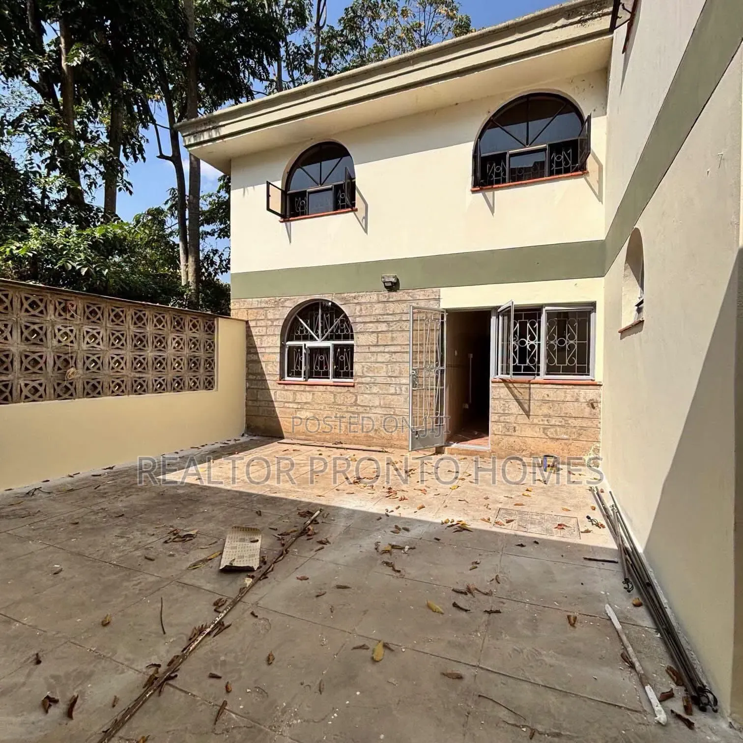 4bdrm Townhouse/Terrace in Spring Valley for sale in Spring Valley