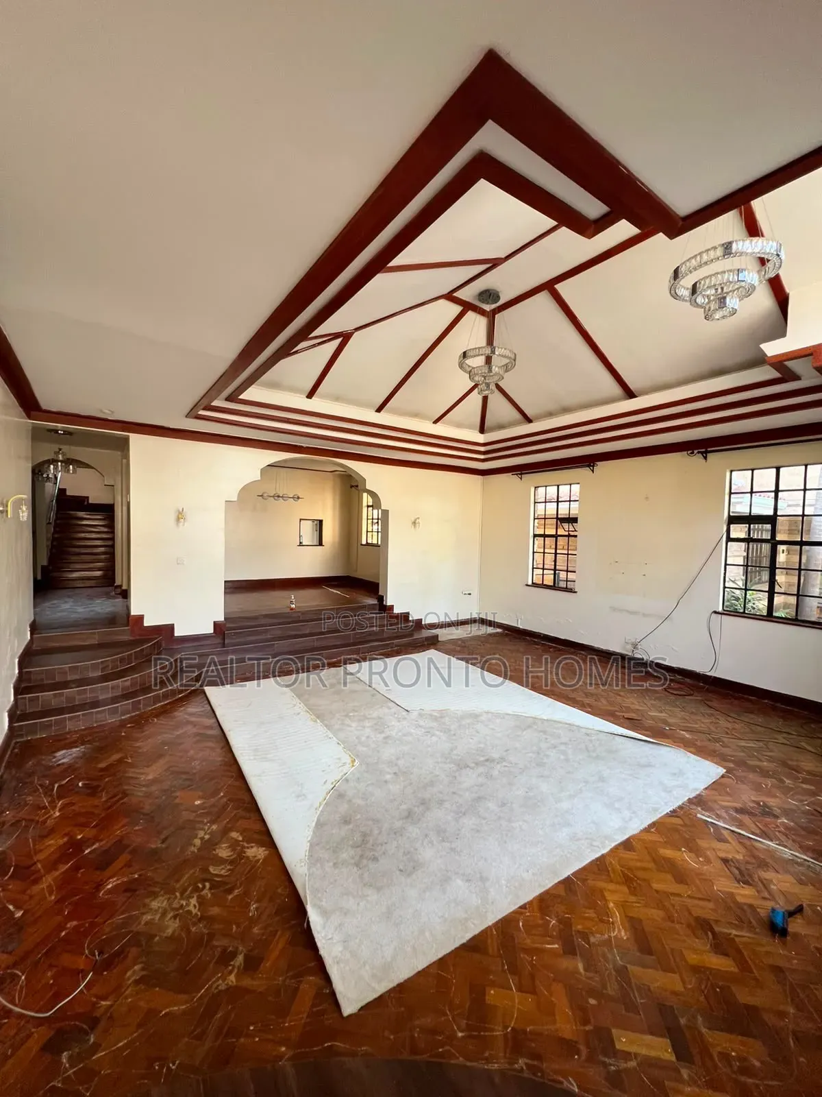 4bdrm Townhouse / Terrace in Lavington, Valley Arcade for rent in Valley Arcade