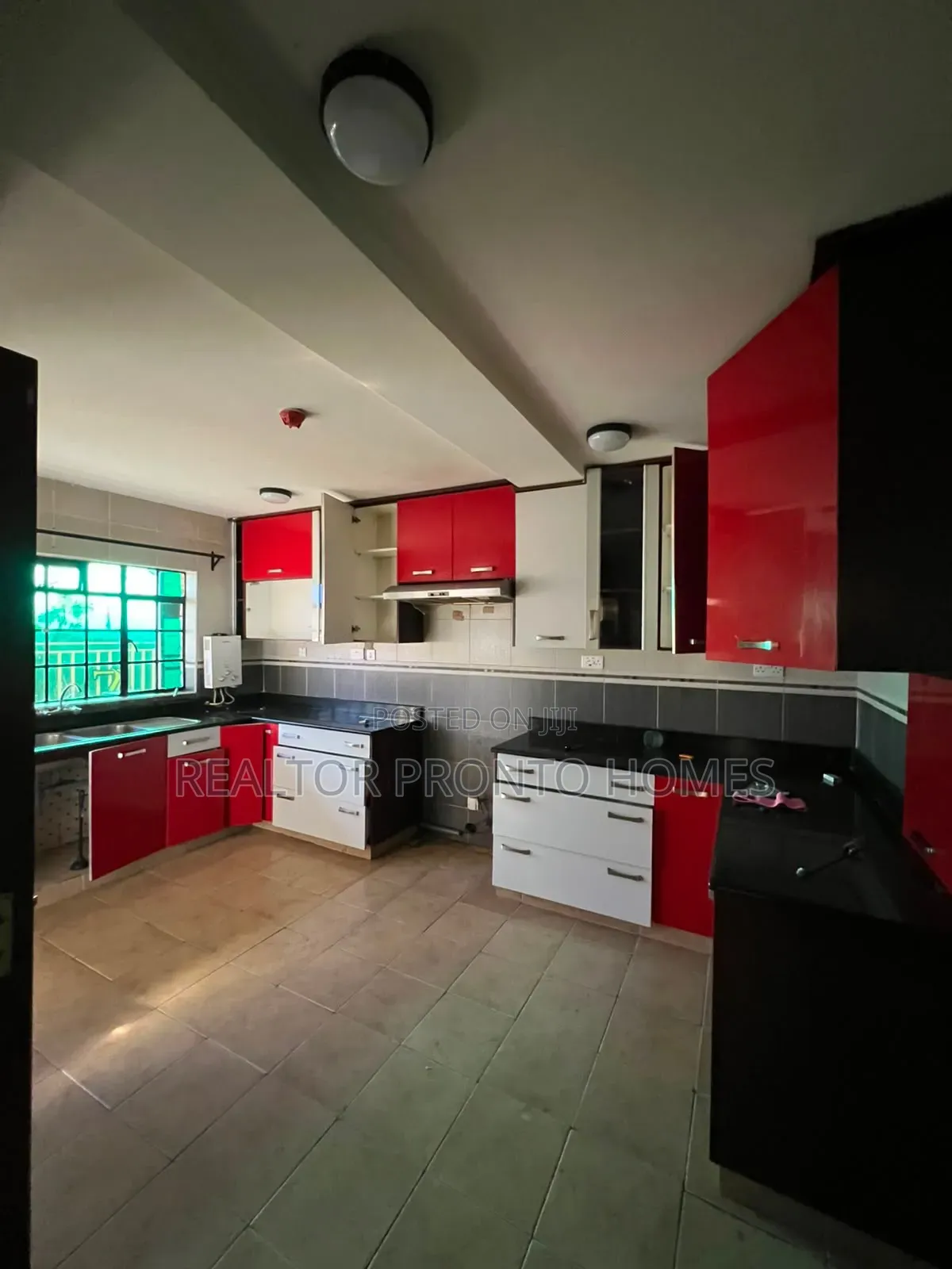 4bdrm Townhouse / Terrace in Lavington, Valley Arcade for rent in Valley Arcade