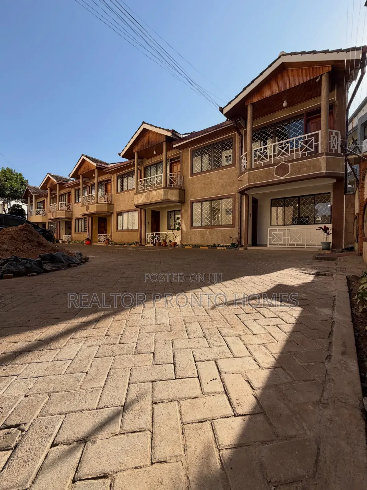 4bdrm Maisonette in Lavington, Valley Arcade for sale in Valley Arcade