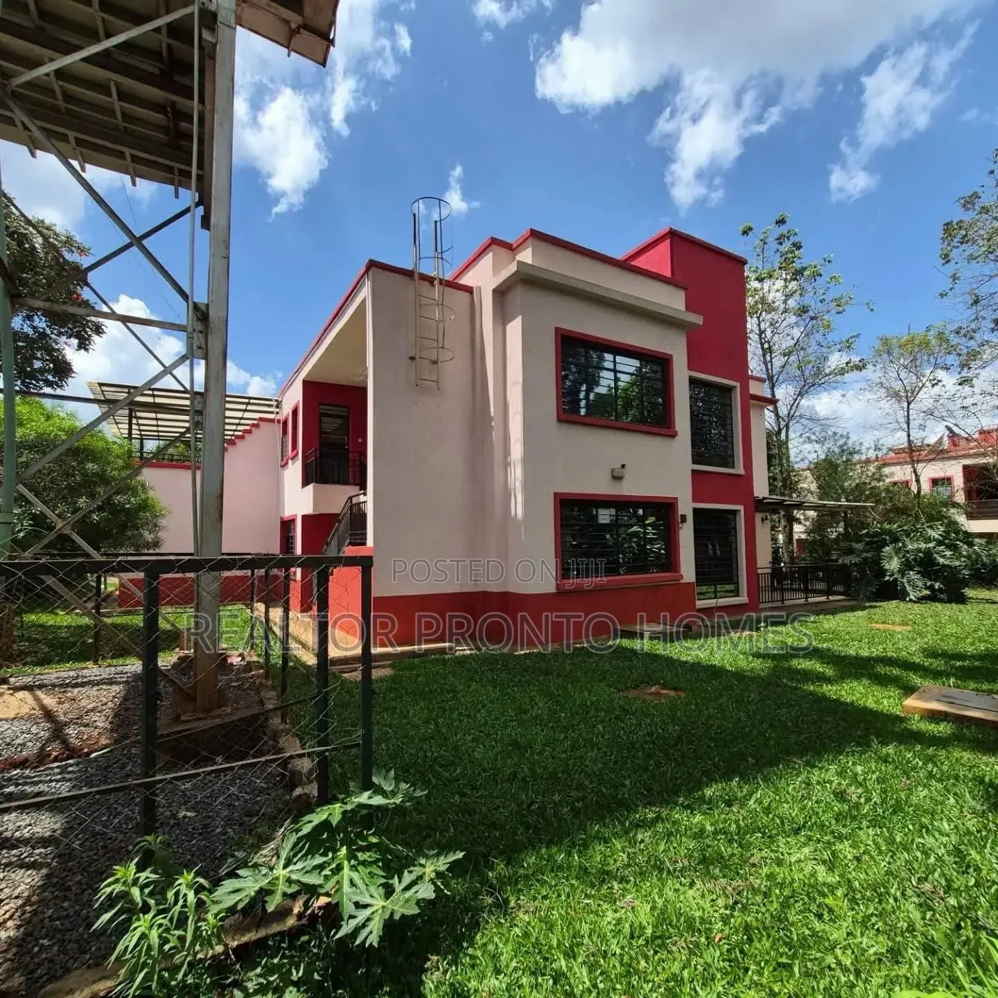4bdrm Townhouse / Terrace in New Runda for rent in Runda