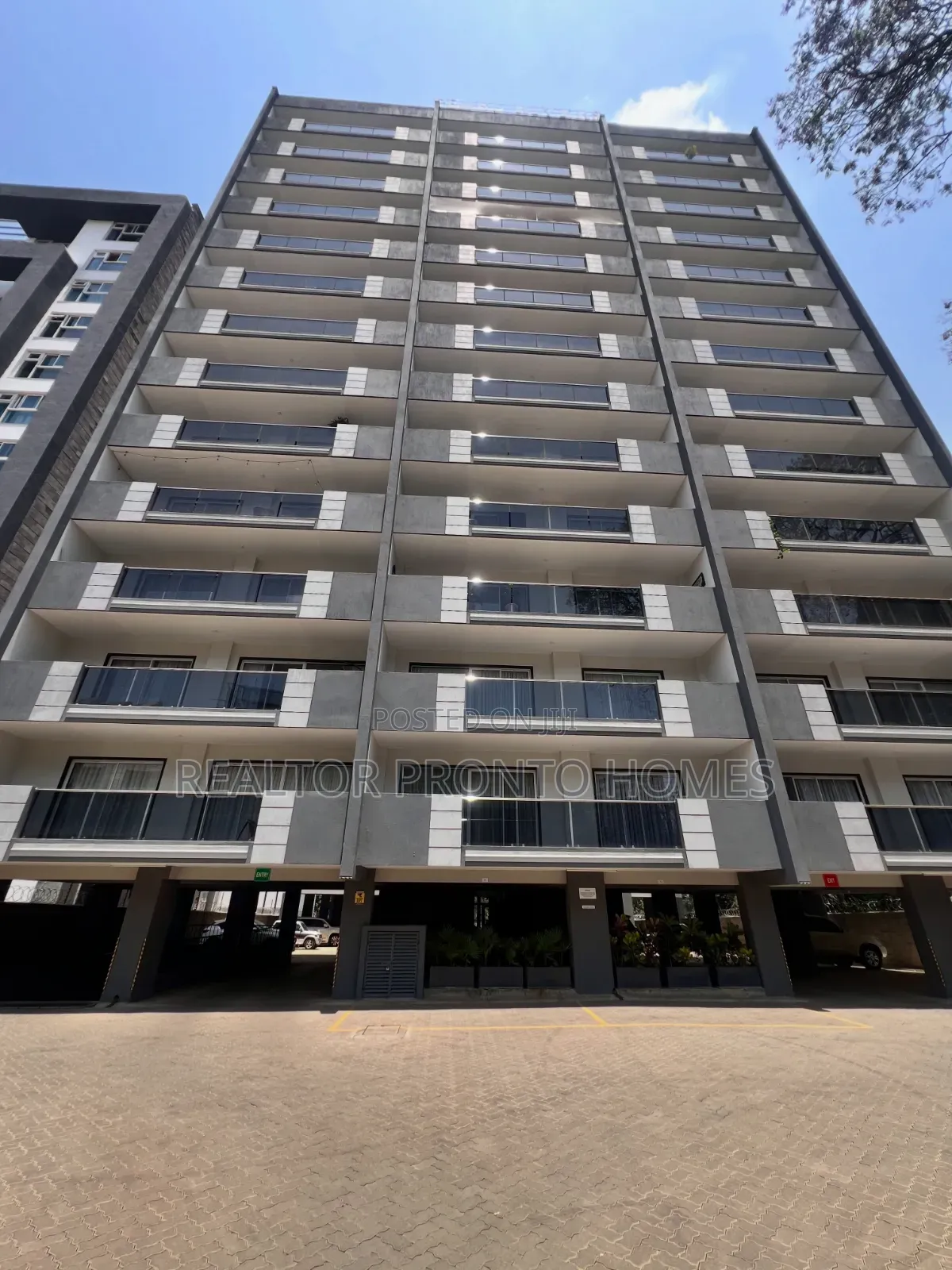 2bdrm Apartment in Riverside Drive for sale in Riverside Drive