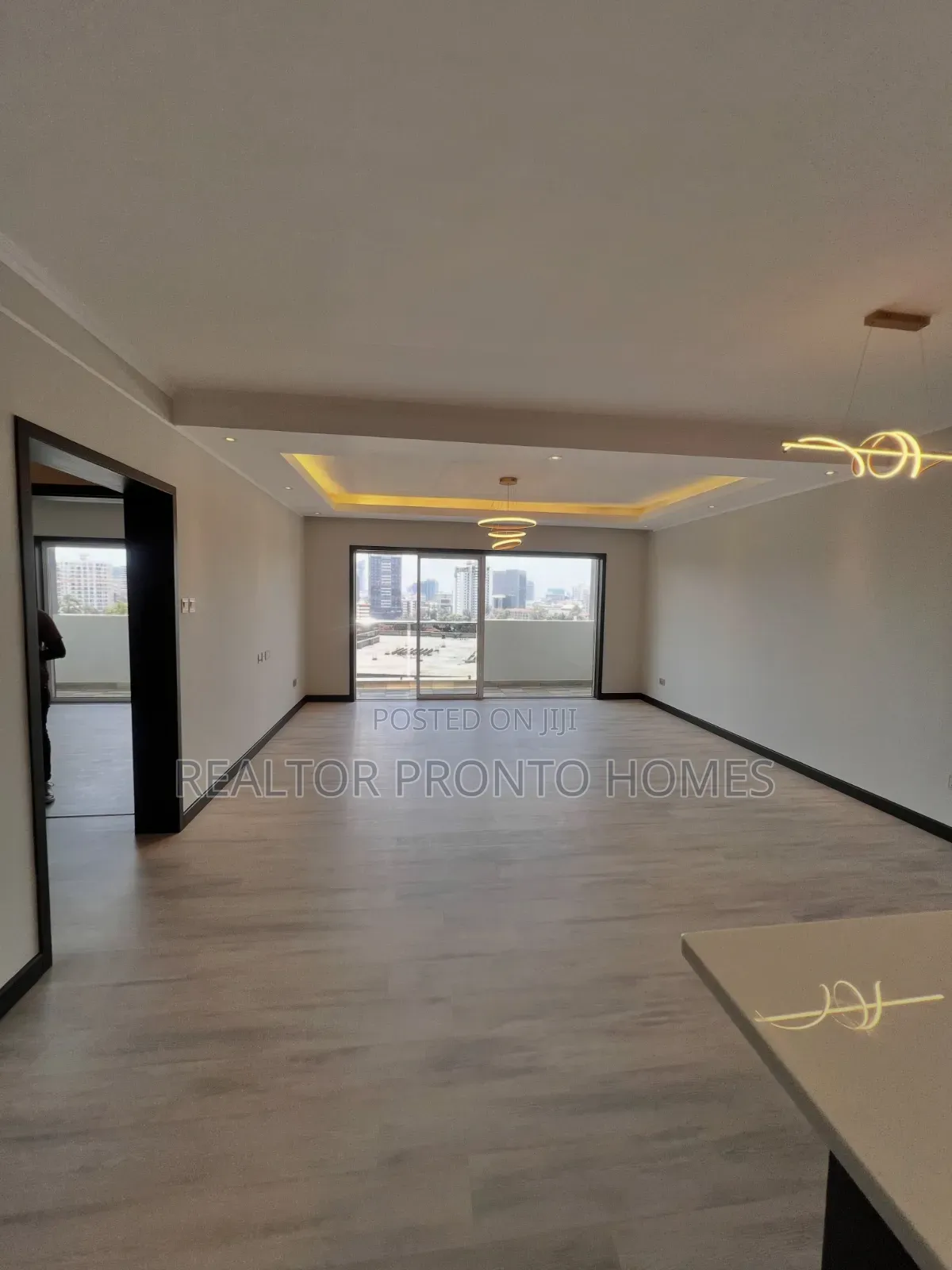 2bdrm Apartment in Riverside Drive for sale in Riverside Drive