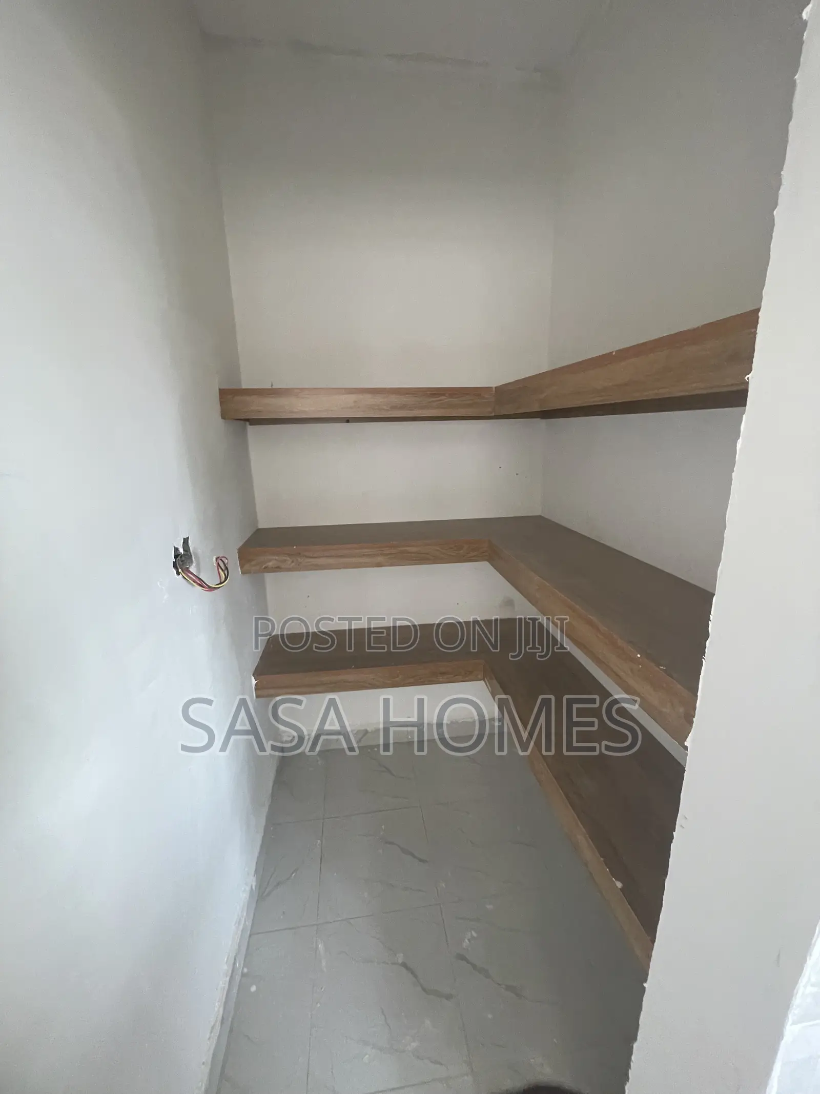 3bdrm Bungalow in Sasa Homes, Oluulua for sale in Oluulua