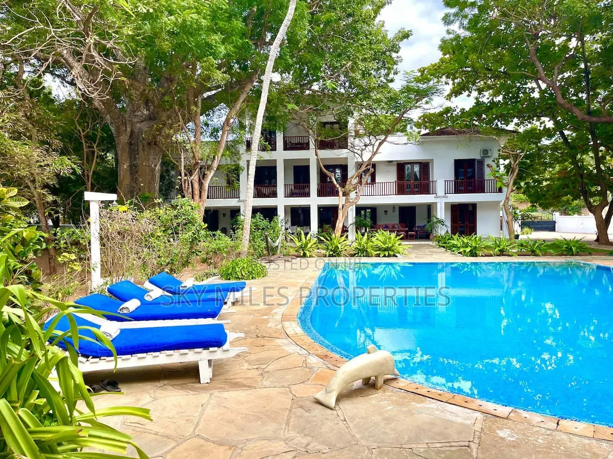 8bdrm Villa in Diani, South Coast, Ukunda for sale in Ukunda