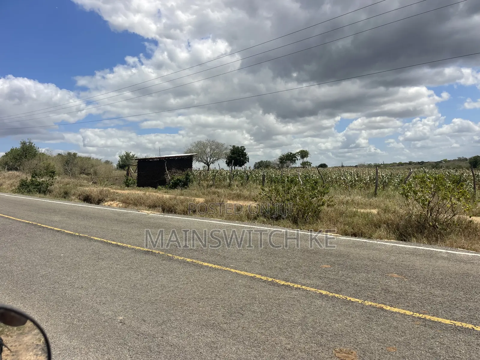 1.5 Acres for Sale Touching Tarmac Road in Marafa in Marafa