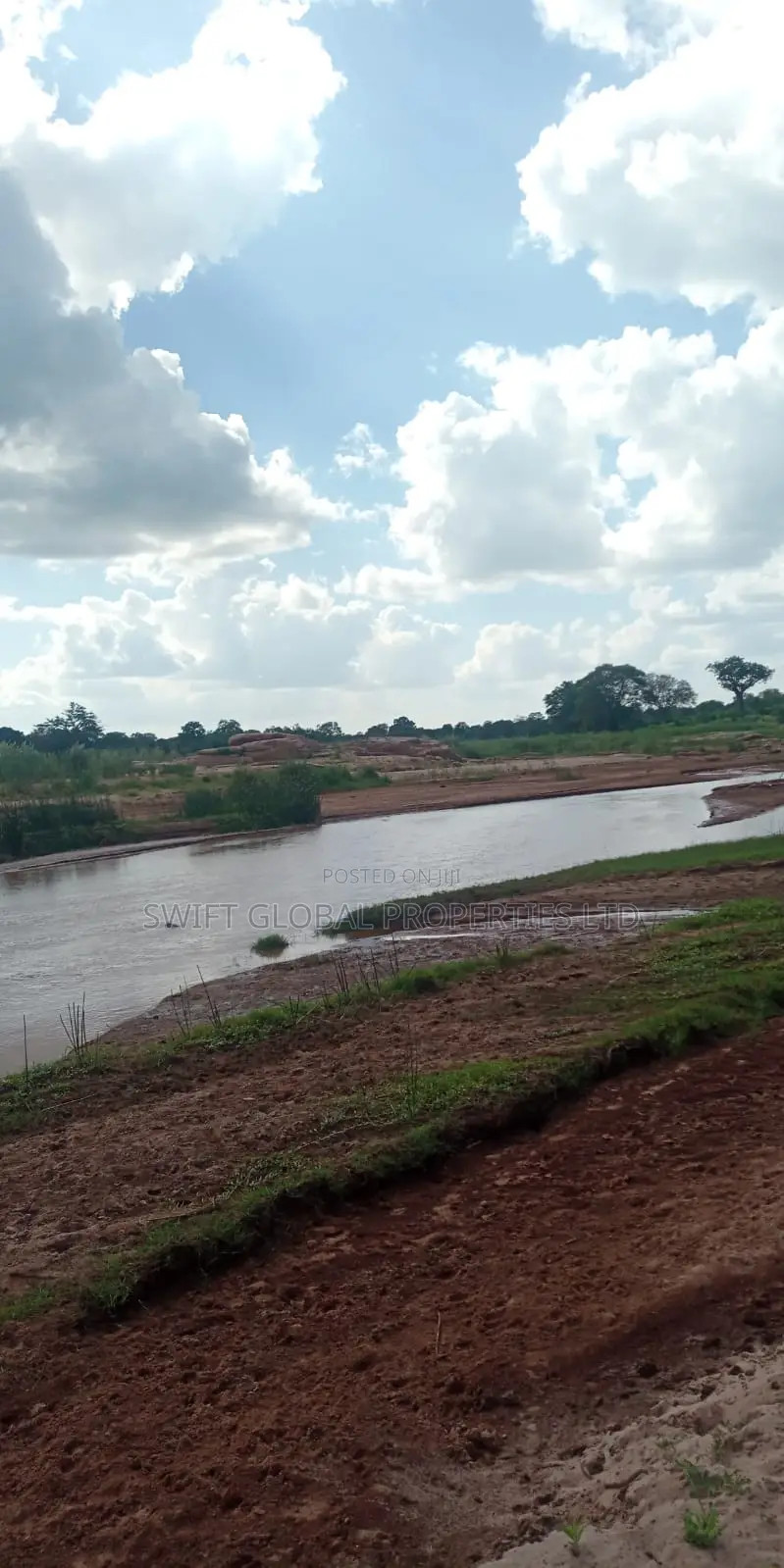 25 Acres Touching Athi River in Makueni Kambu Is Available for Sale in Mtito Andei