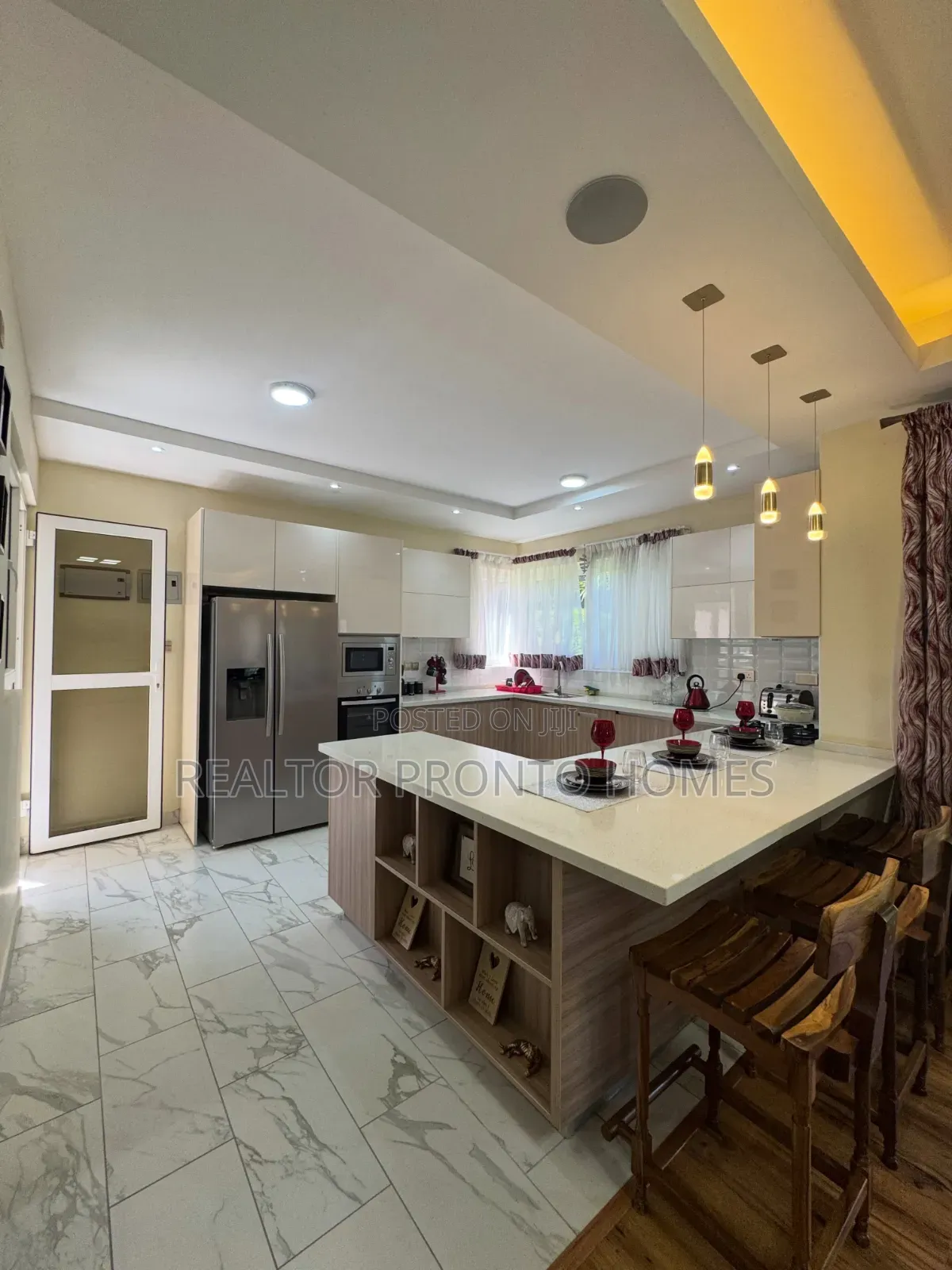 4bdrm Townhouse/Terrace in Kiambu Road, Runda for sale in Runda