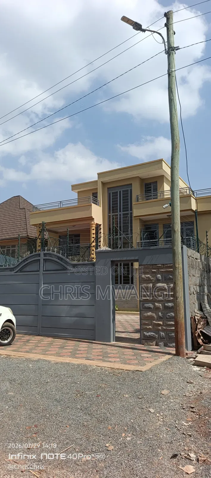 4bdrm Mansion in Croton Estate, Kenyatta Road / Theta for sale in Kenyatta Road / Theta 