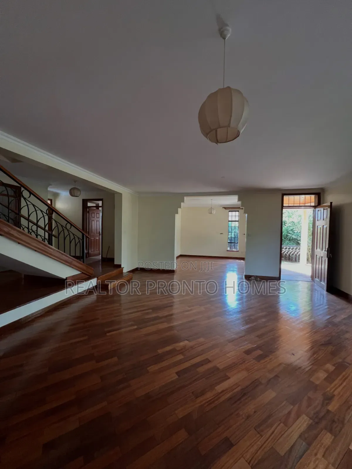 4bdrm Townhouse/Terrace in Lavington, Muthangari for sale in Muthangari