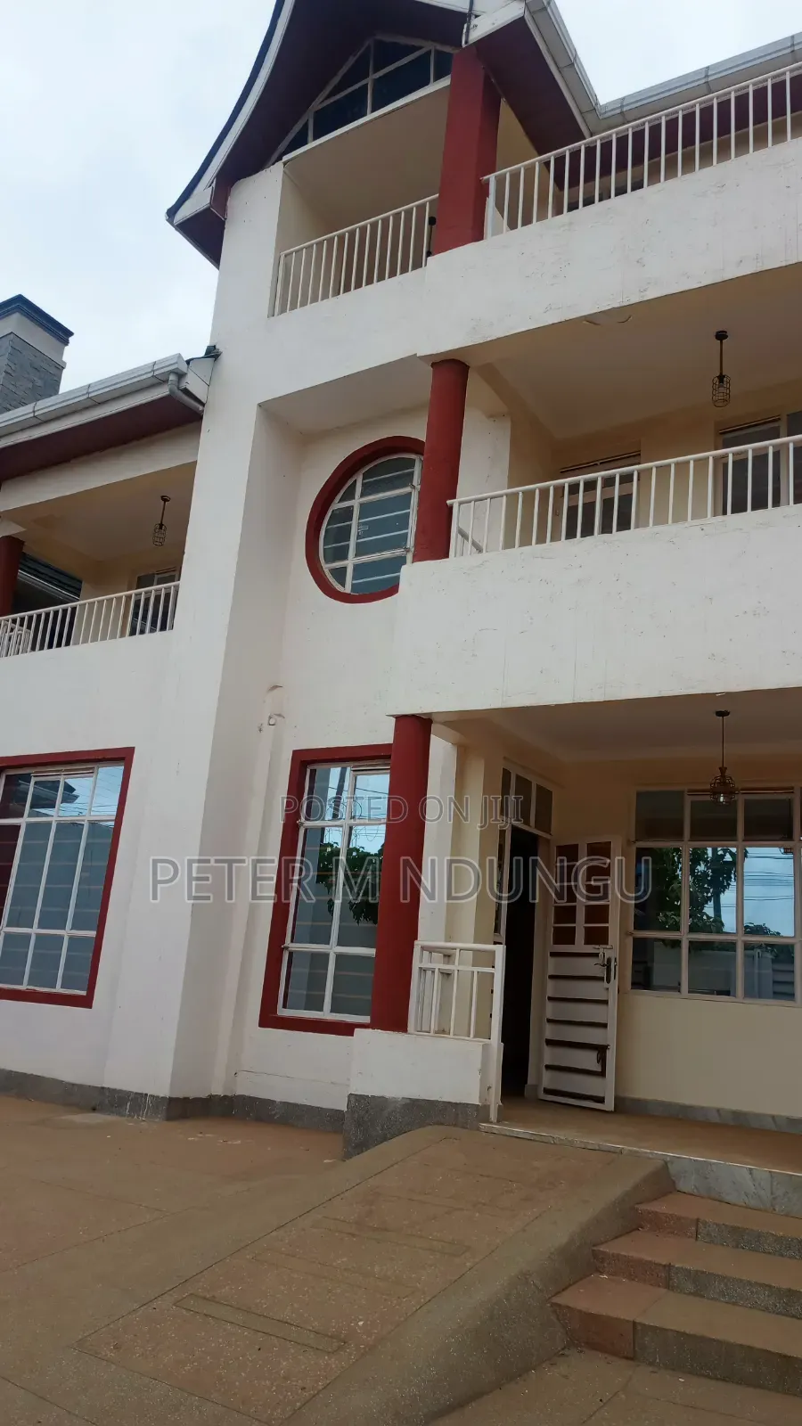 5bdrm Maisonette in Membley Estate for sale in Membley Estate