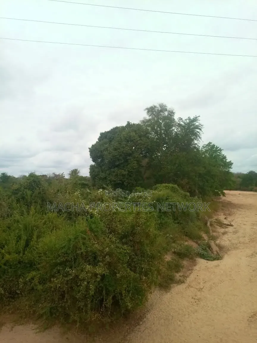 66 Acres for Grazing and Farming - Kitui - Nzombe in Zombe/Mwitika