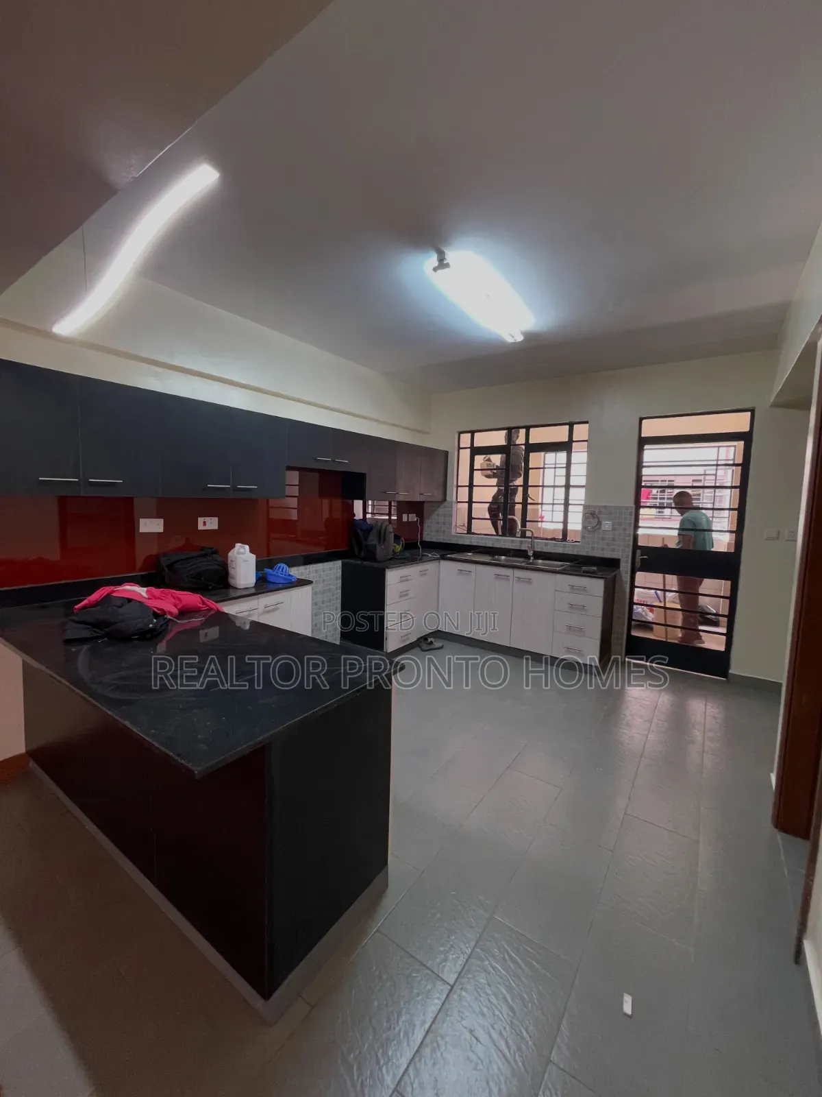 3bdrm Apartment in Yaya Center, Hurlingham for sale in Hurlingham