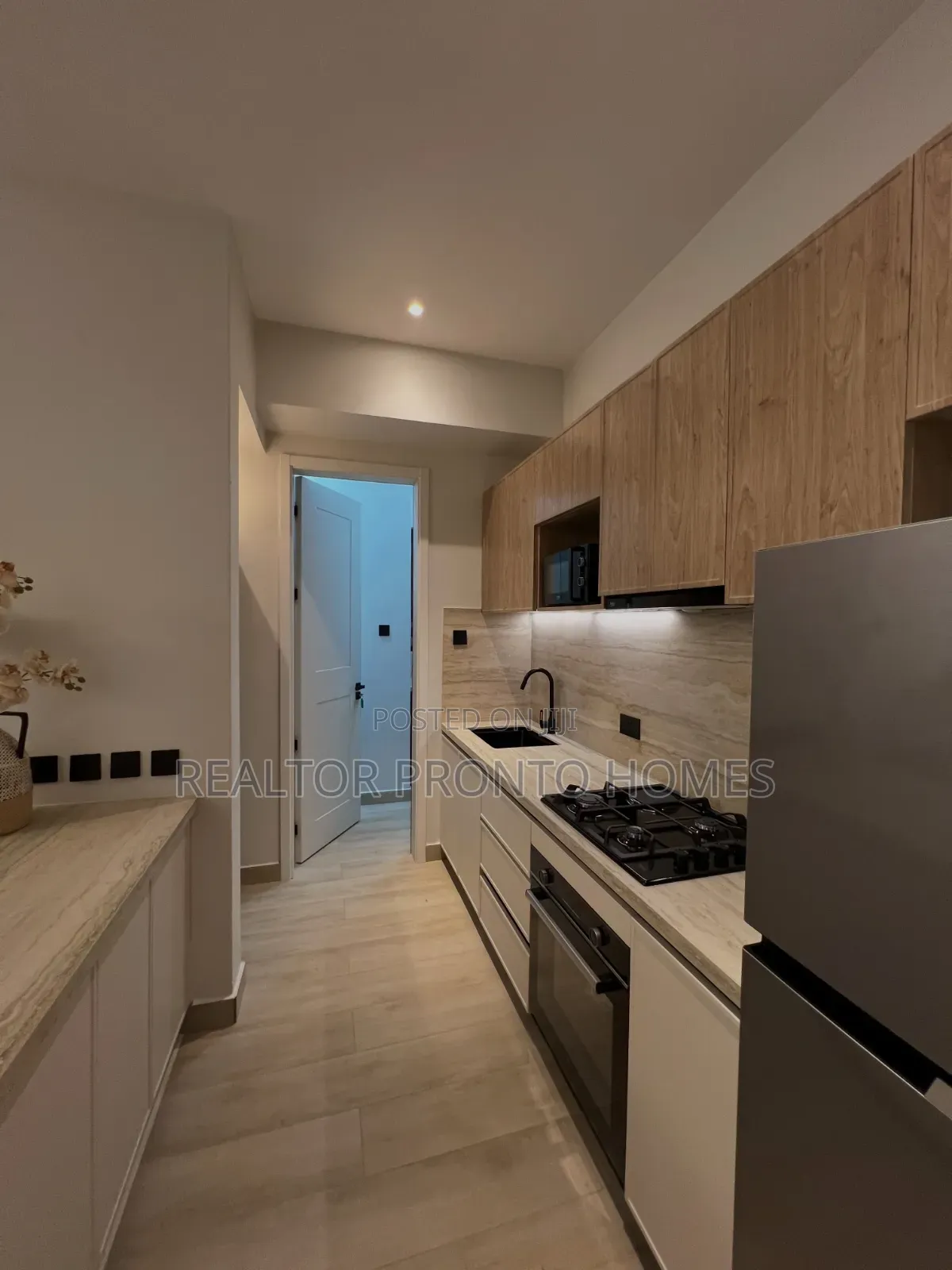 2bdrm Apartment in Westlands, Raphta Road Area for sale in Raphta Road Area