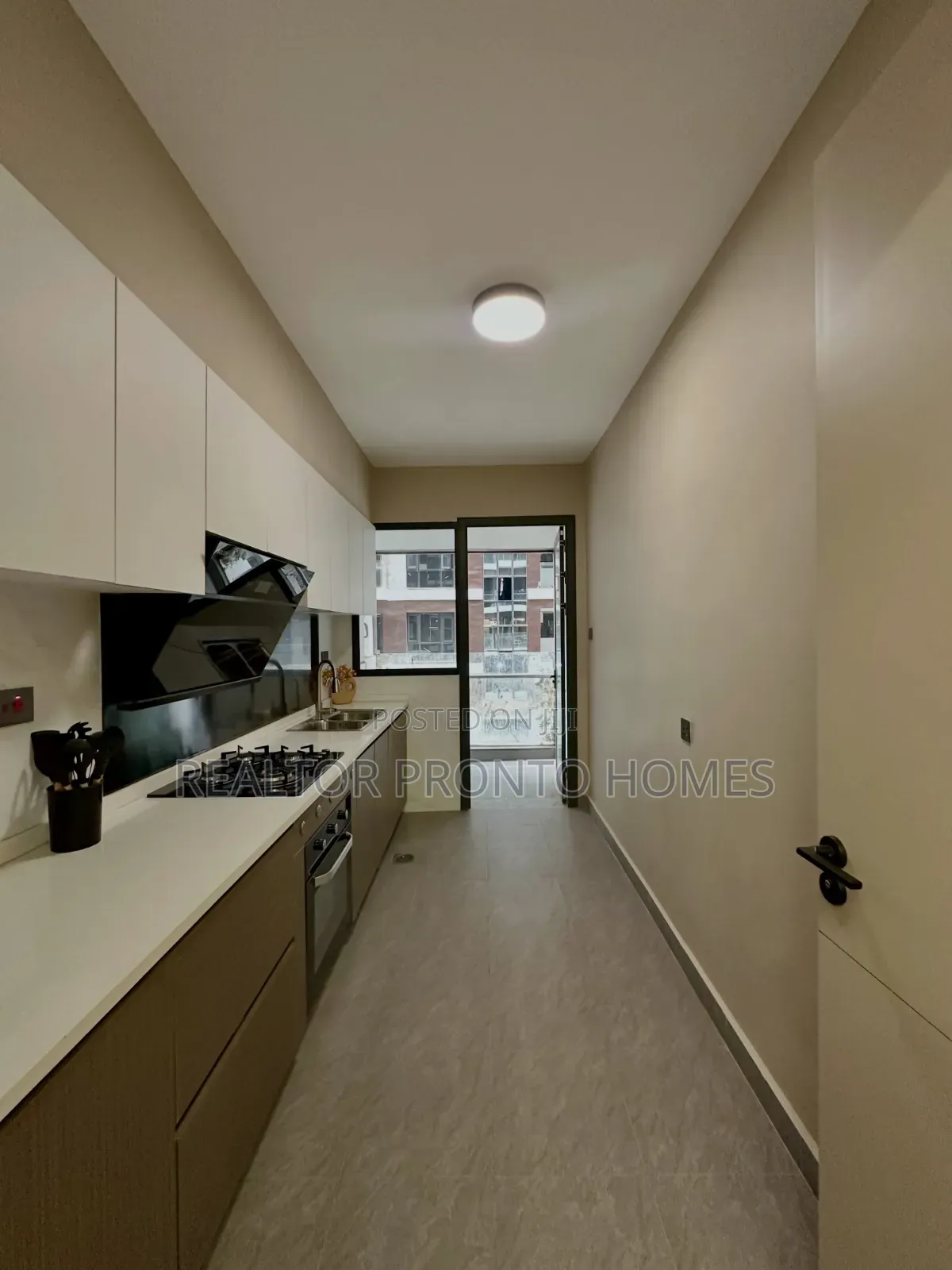 2bdrm Apartment in Yaya Center, Hurlingham for sale in Hurlingham