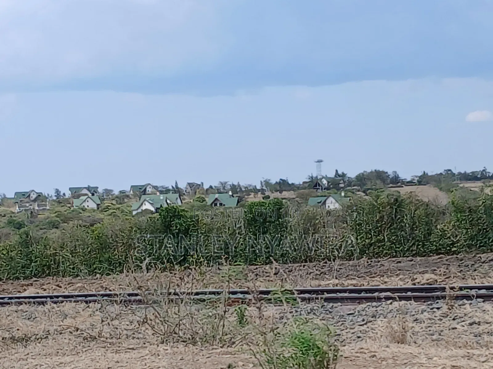 3.5 Acreas Near Mt Kenya Golf Club and Holiday Home in Nanyuki