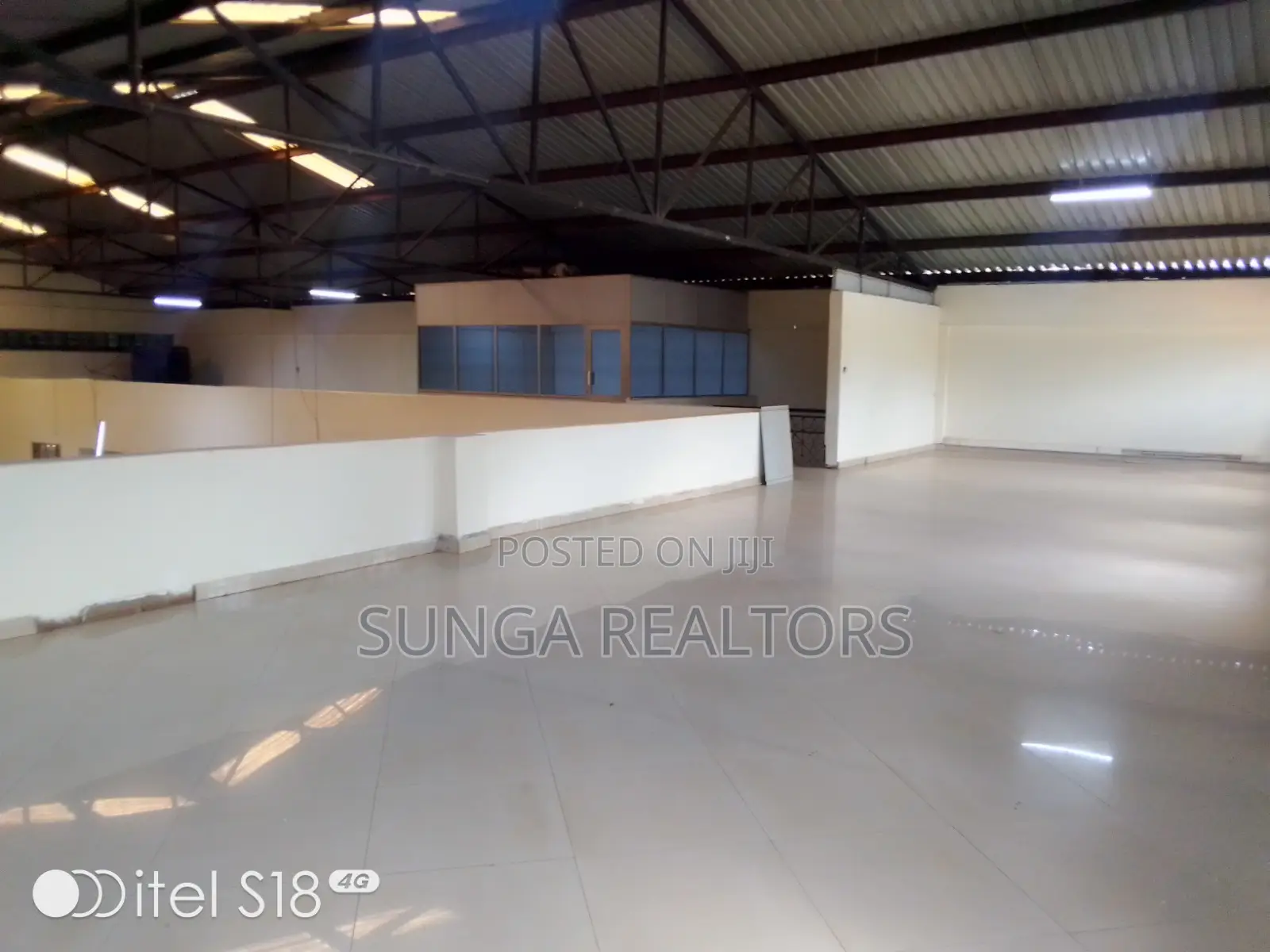 Warehouse for Rent in Kikuyu in Zambezi/Sigona