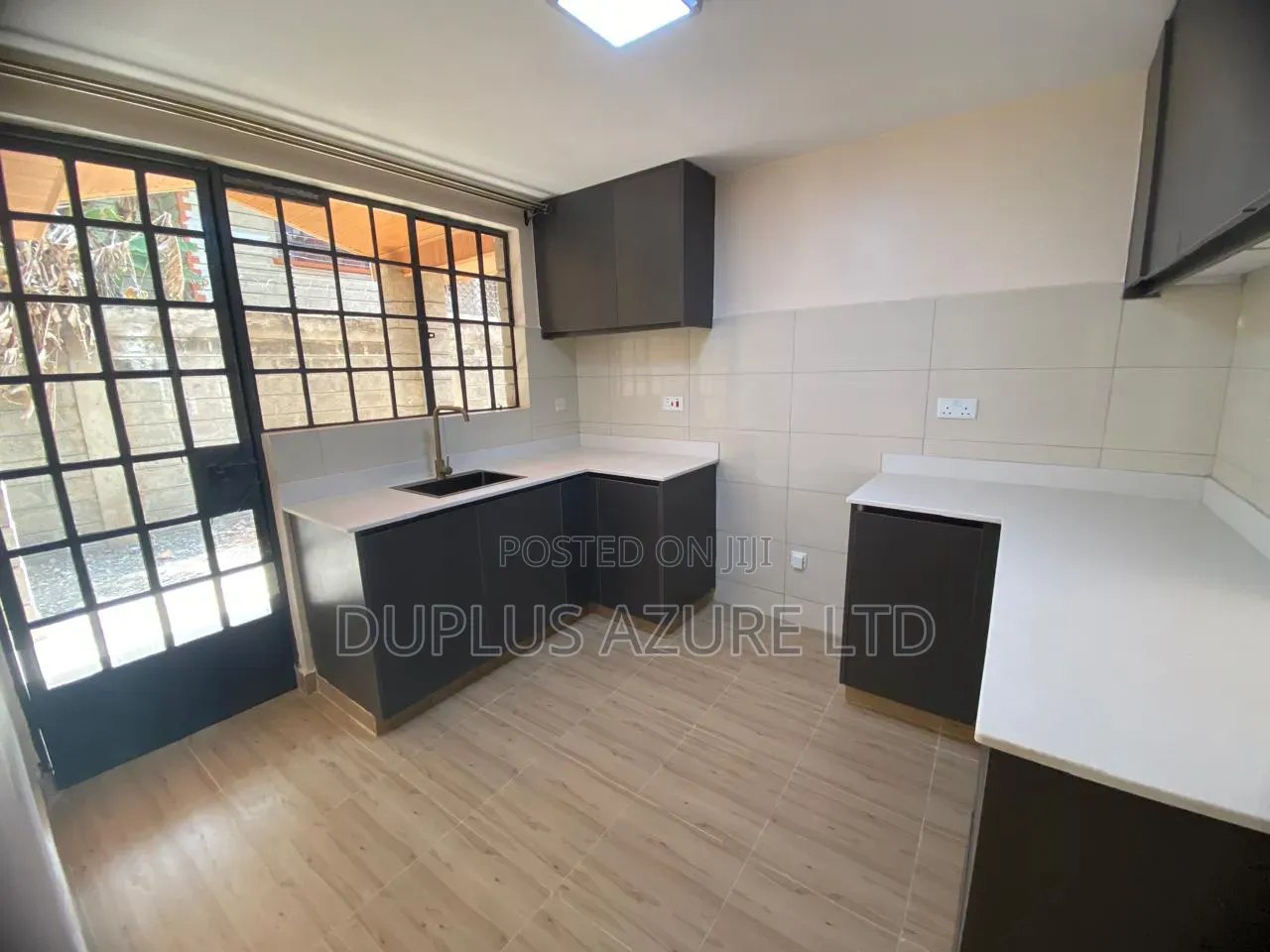 4bdrm Maisonette in Katani for sale in Katani