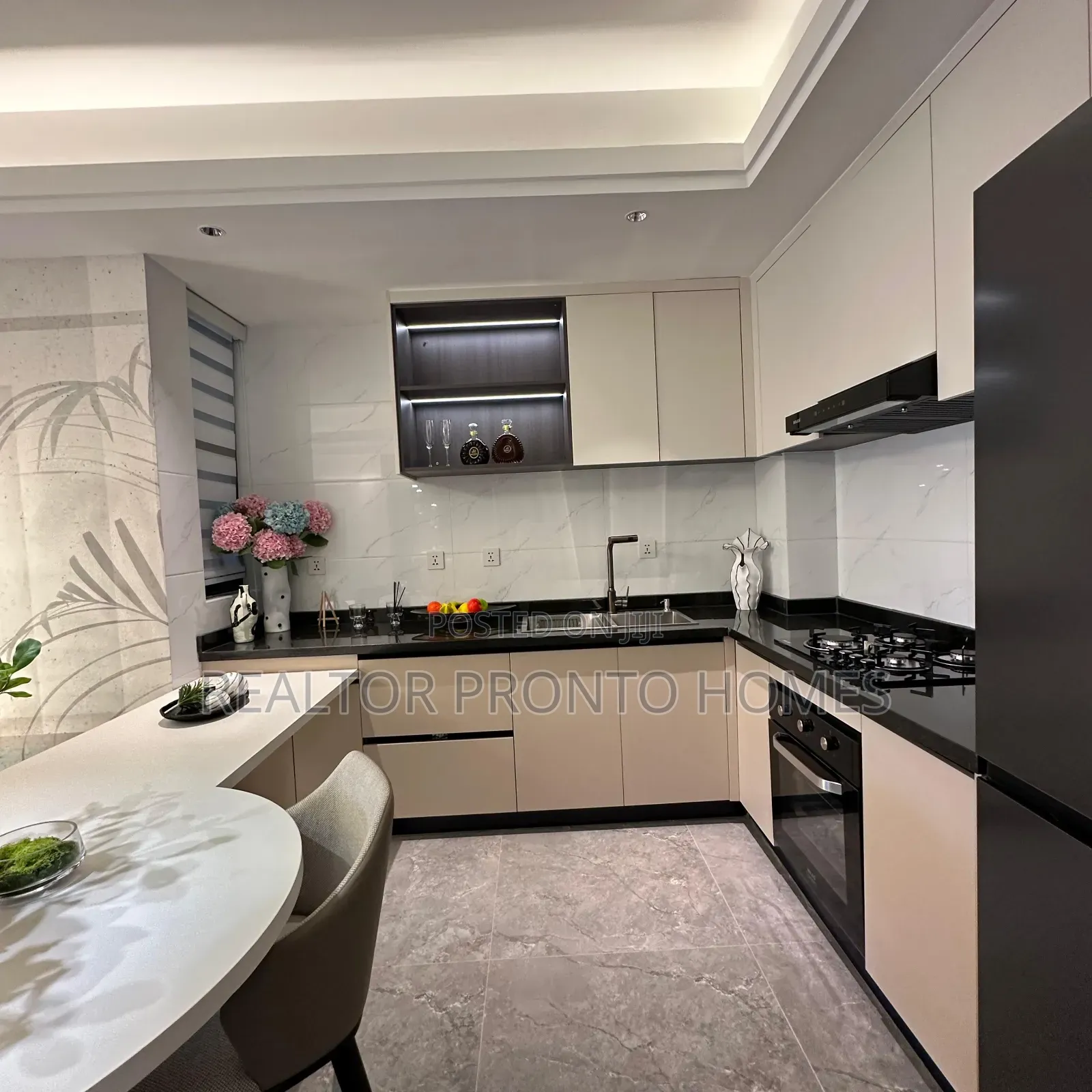 2bdrm Apartment in Westlands, Raphta Road Area for sale in Raphta Road Area