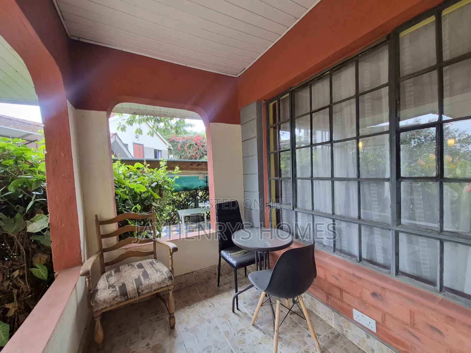 Furnished 2bdrm Bungalow in Ridgeways for rent in Ridgeways