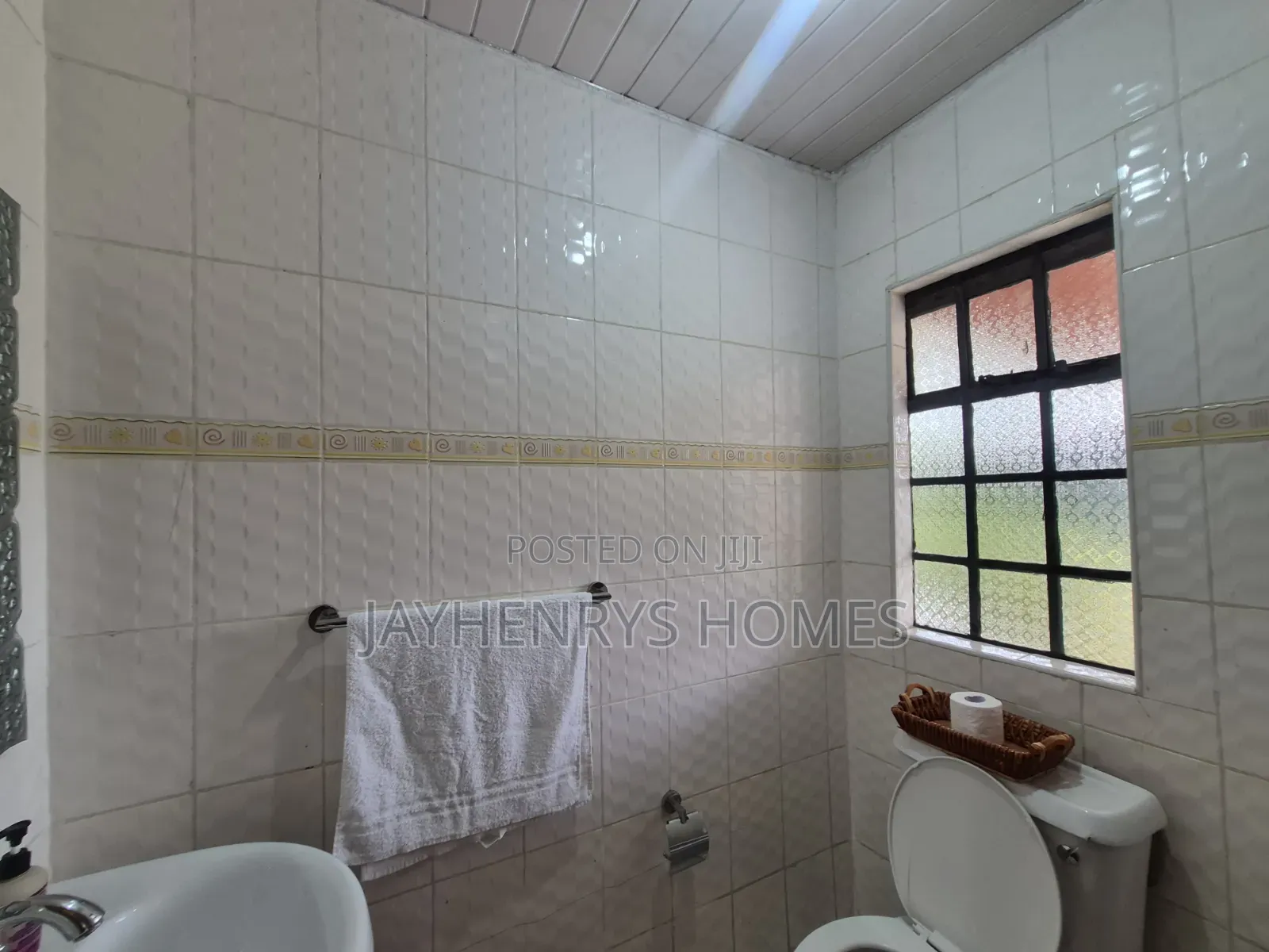 Furnished 2bdrm Bungalow in Ridgeways for rent in Ridgeways