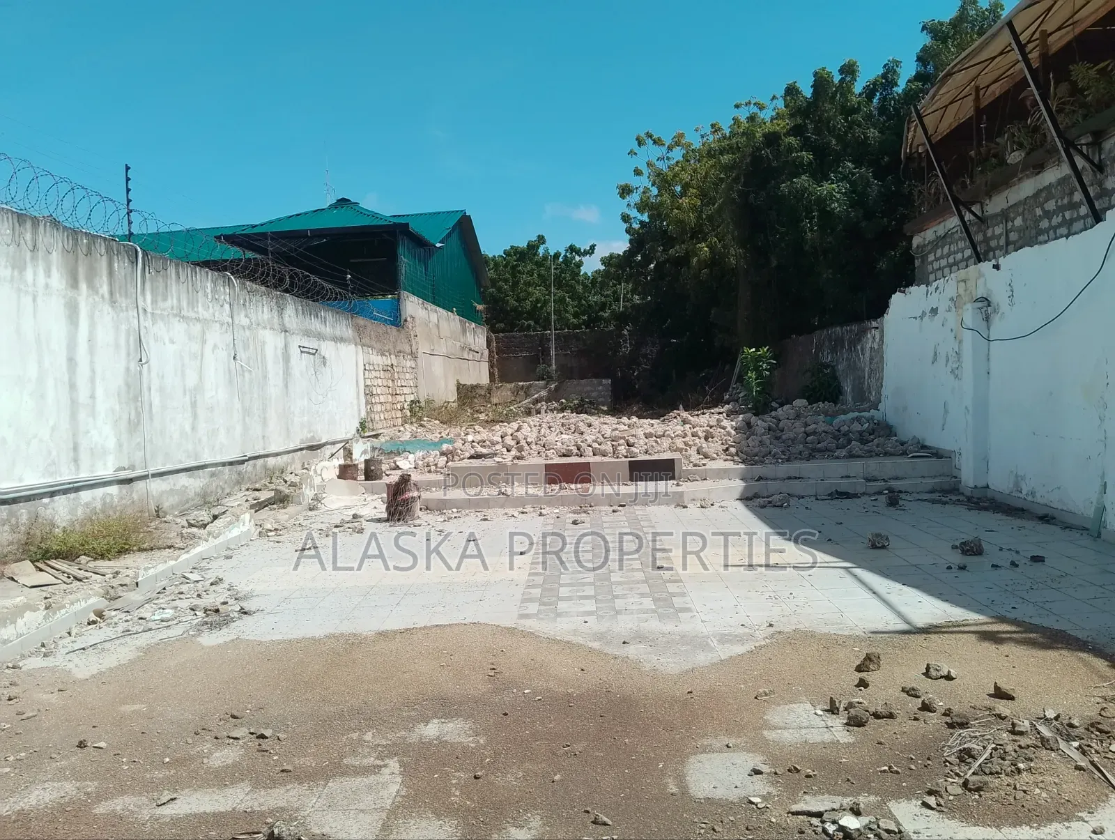 Yard to Let in Nyali Links Road in Nyali Mkomani