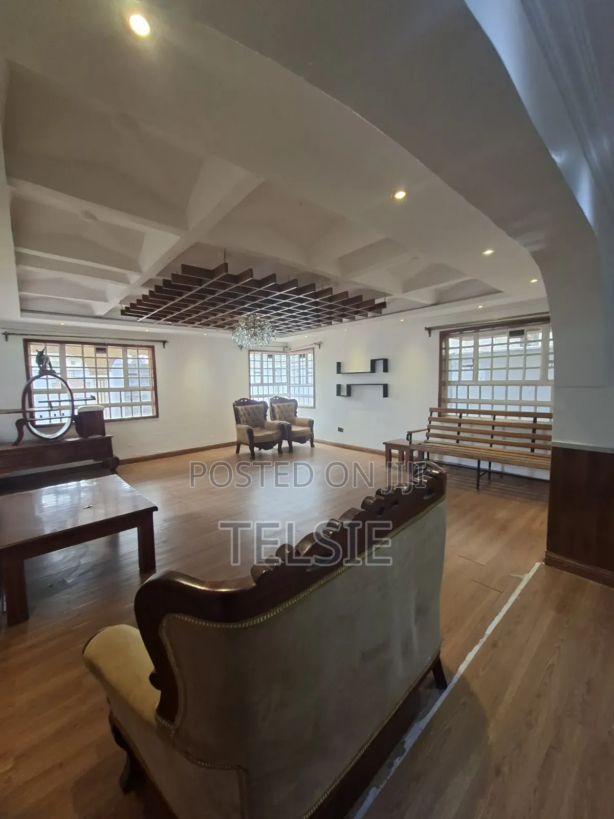 4bdrm Maisonette in Mwananchi, Gateway Mall Area for rent in Gateway Mall Area