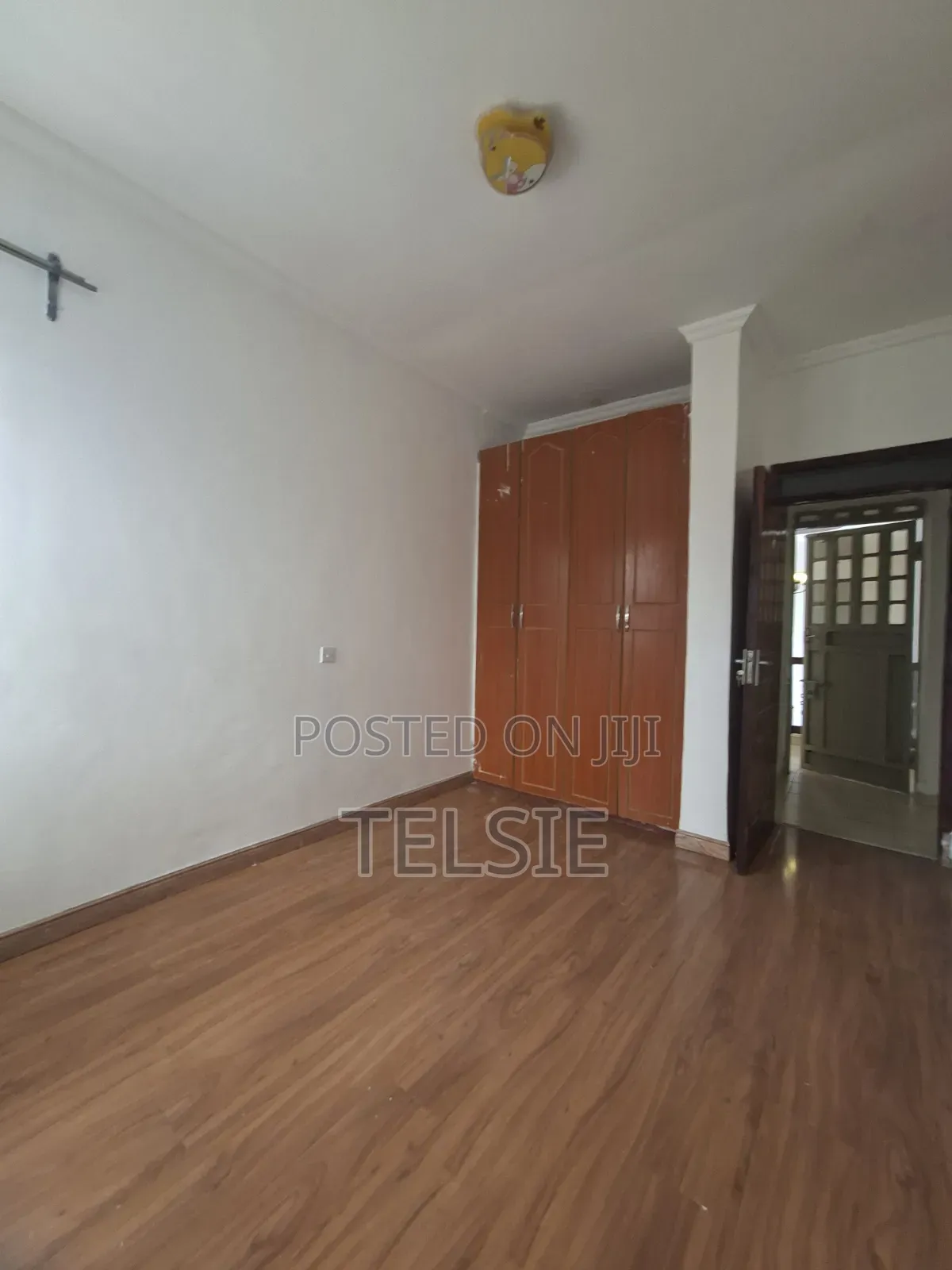 4bdrm Maisonette in Mwananchi, Gateway Mall Area for rent in Gateway Mall Area