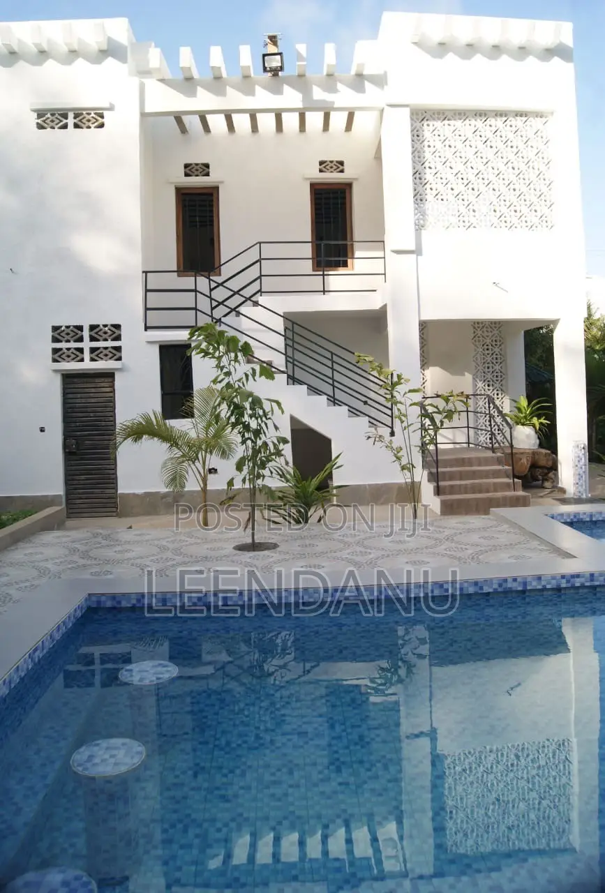 Furnished 2bdrm Block of Flats in Diani for sale in Diani