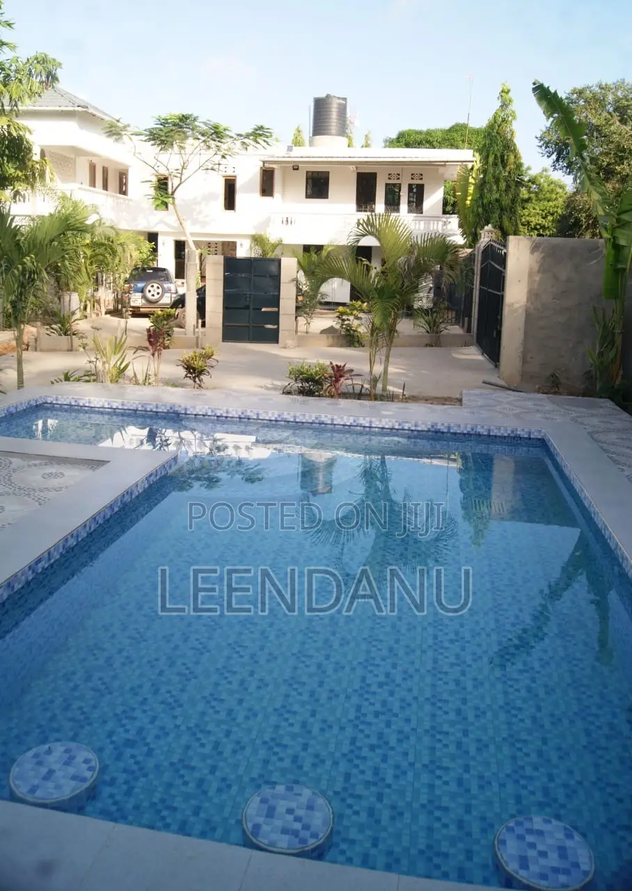 Furnished 2bdrm Block of Flats in Diani for sale in Diani