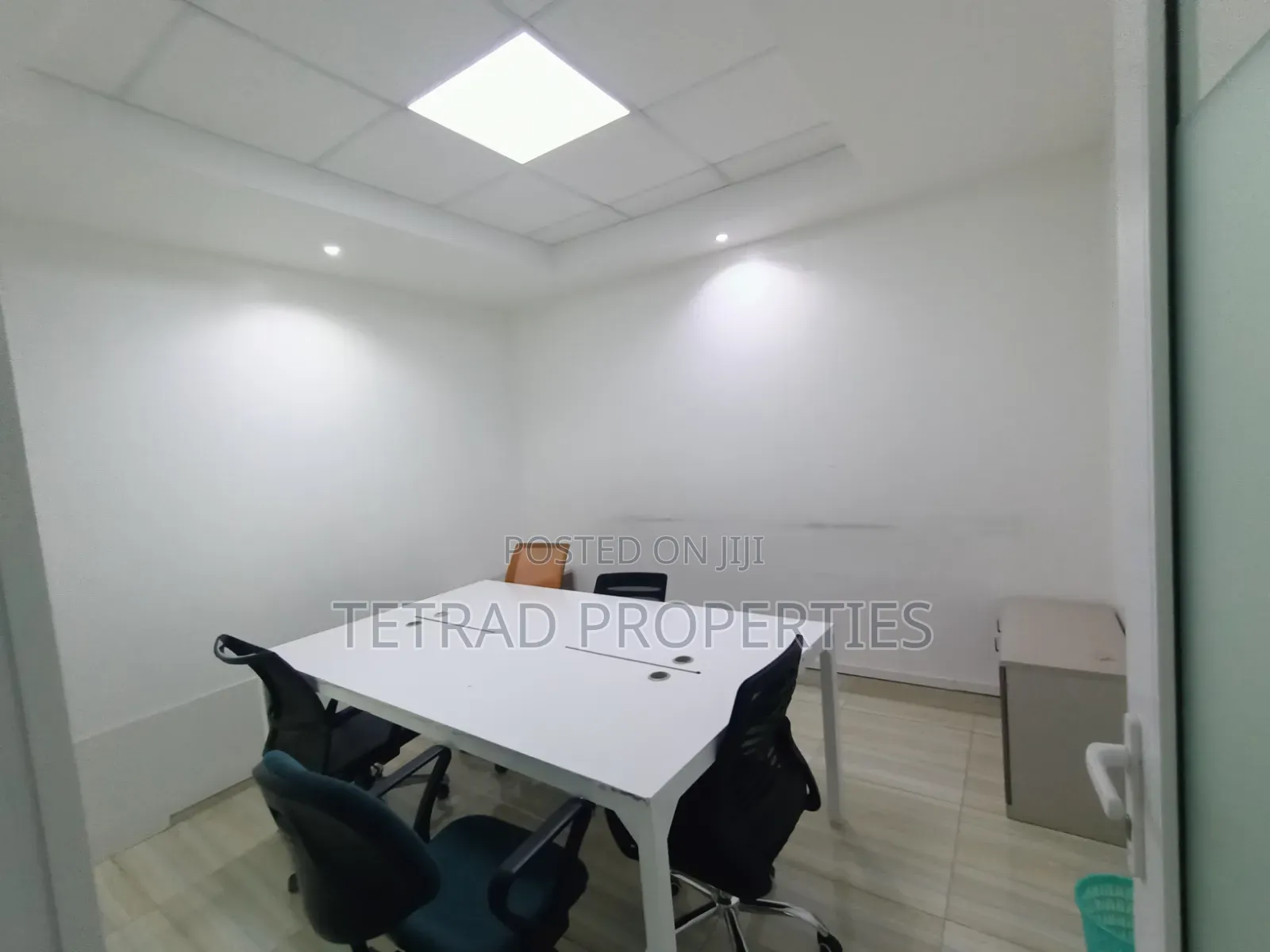 3 Desks Furnished Offices in Westlands Waiyaki Way Near Safaricom HQ in Raphta Road Area