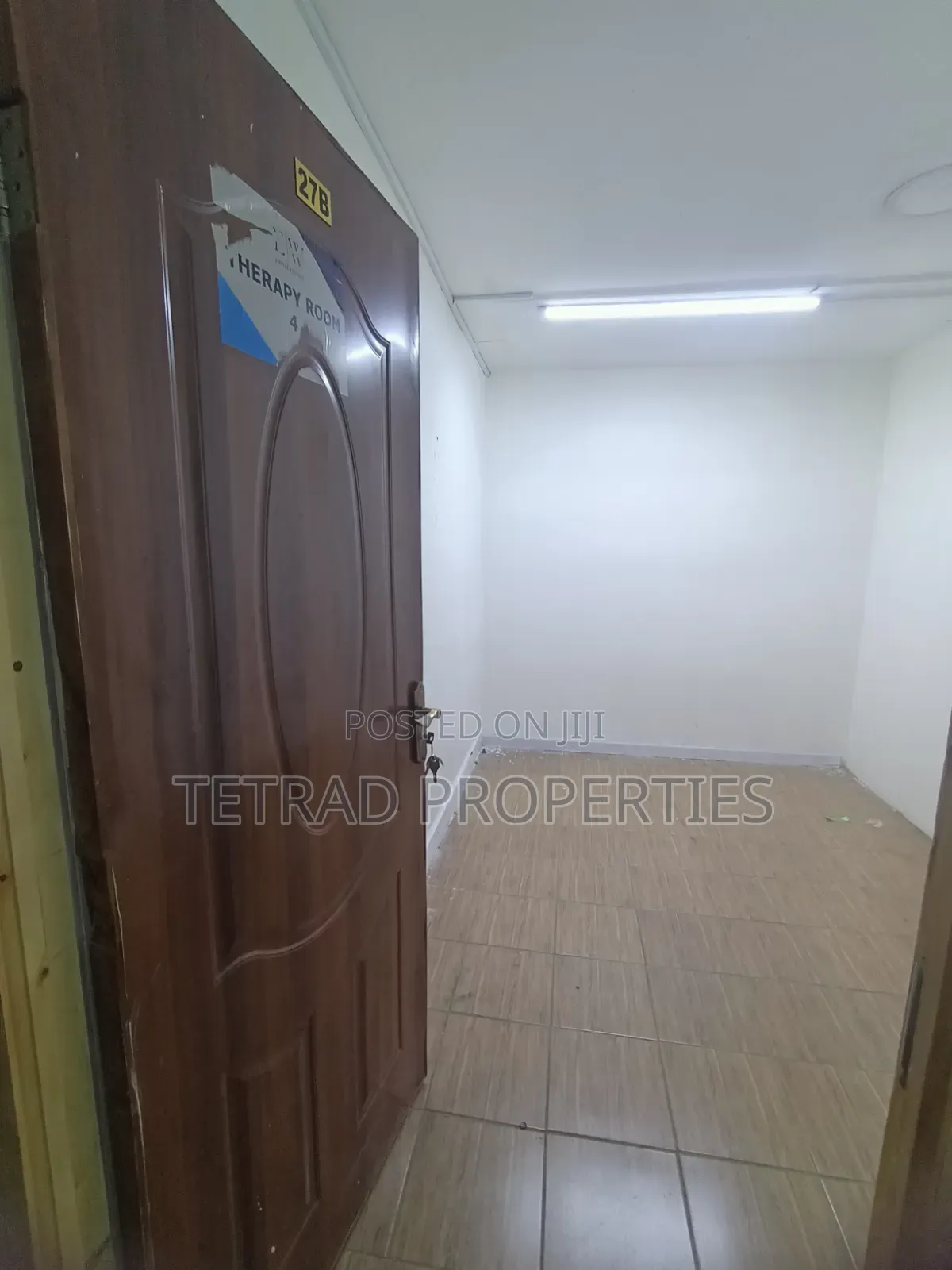 Prime 100 SQFT Office to Let in Nairobi CBD Near City Hall in Nairobi Central