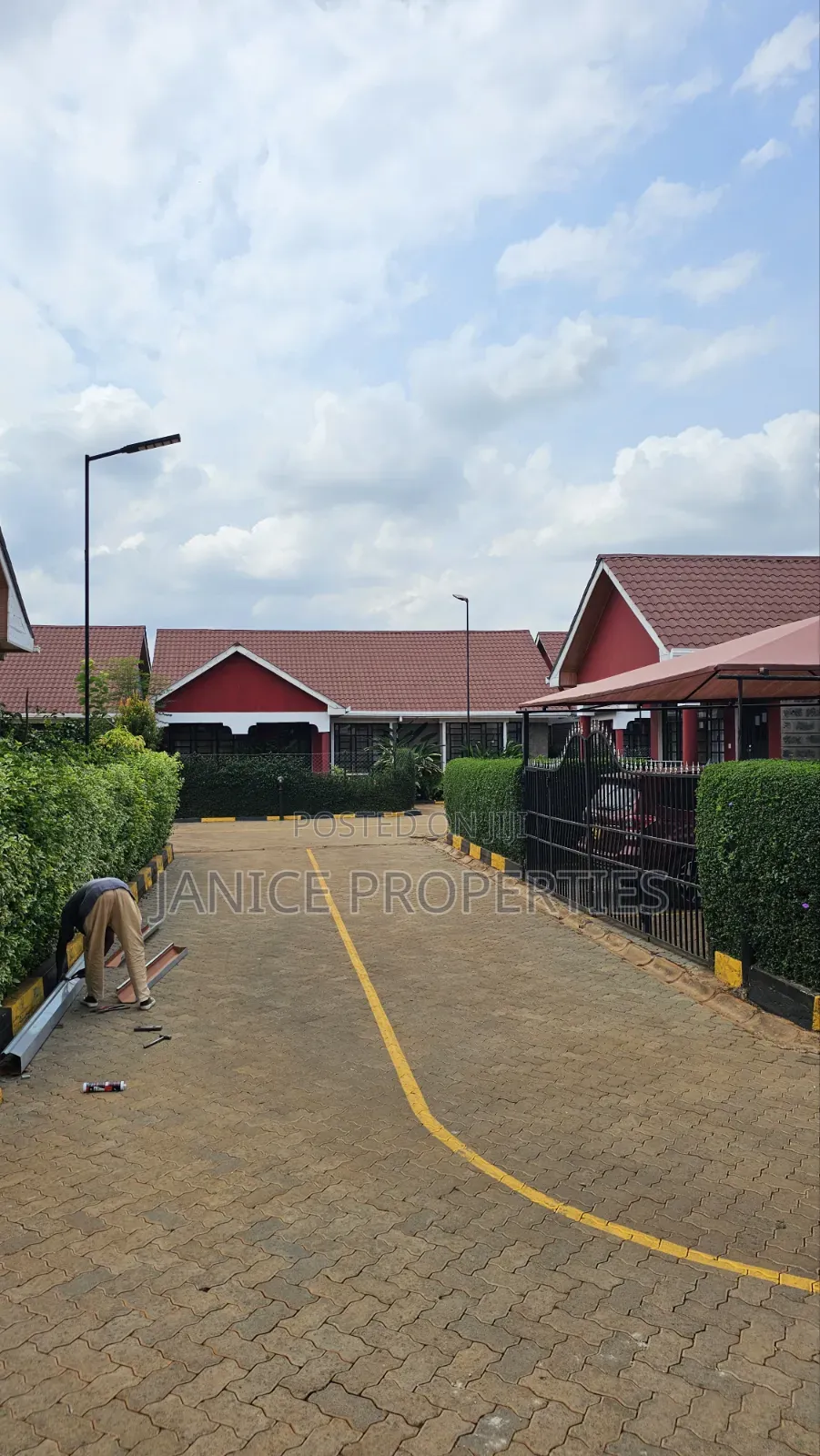 3bdrm Bungalow in Orchard Iii, Kenyatta Road / Theta  for rent in Kenyatta Road / Theta 