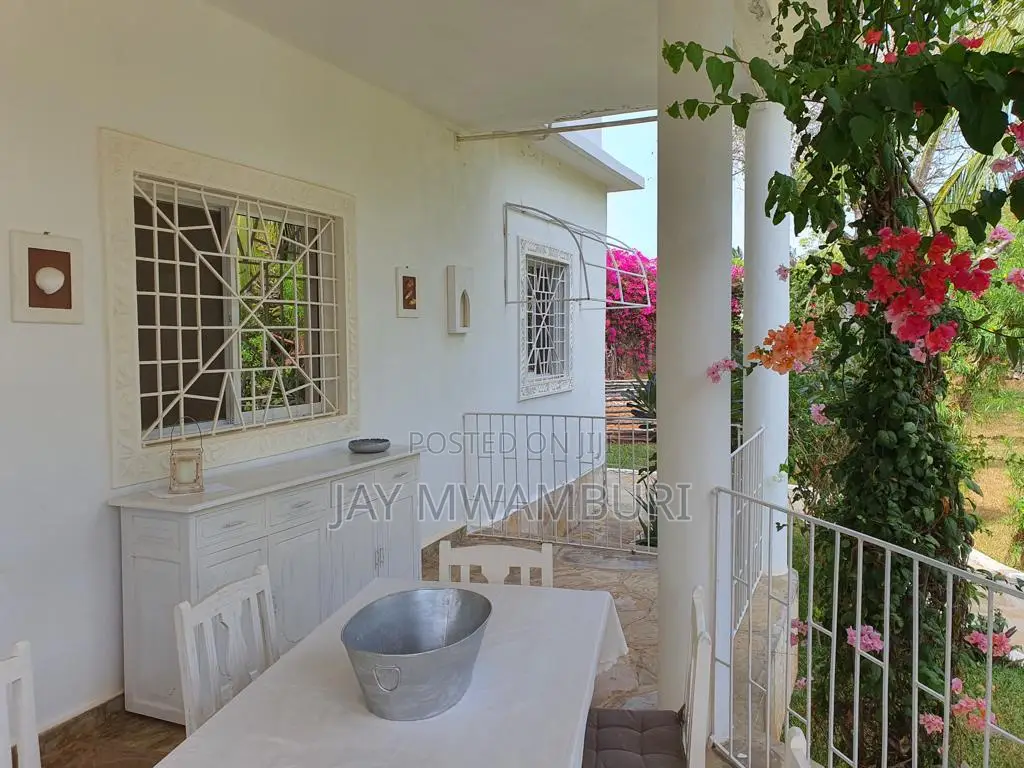 Furnished 4bdrm Villa in Malindi, Shella for sale in Shella