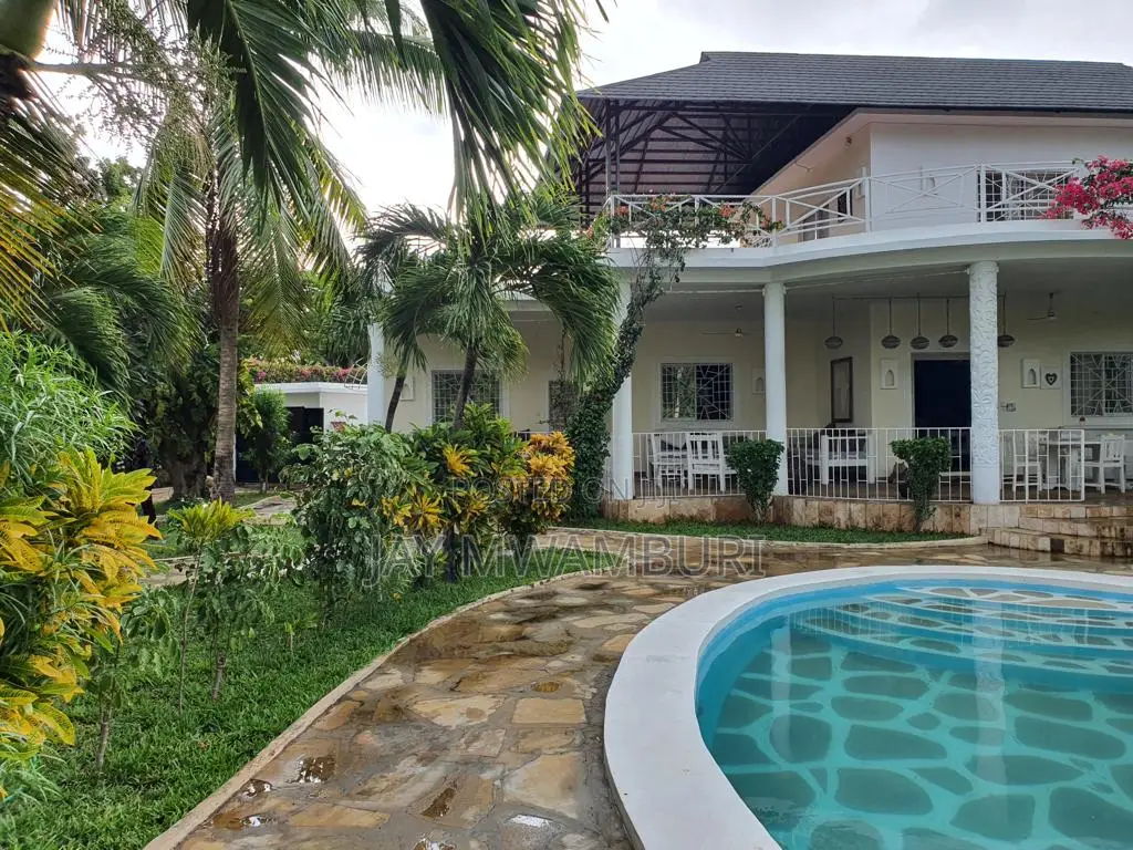 Furnished 4bdrm Villa in Malindi, Shella for sale in Shella