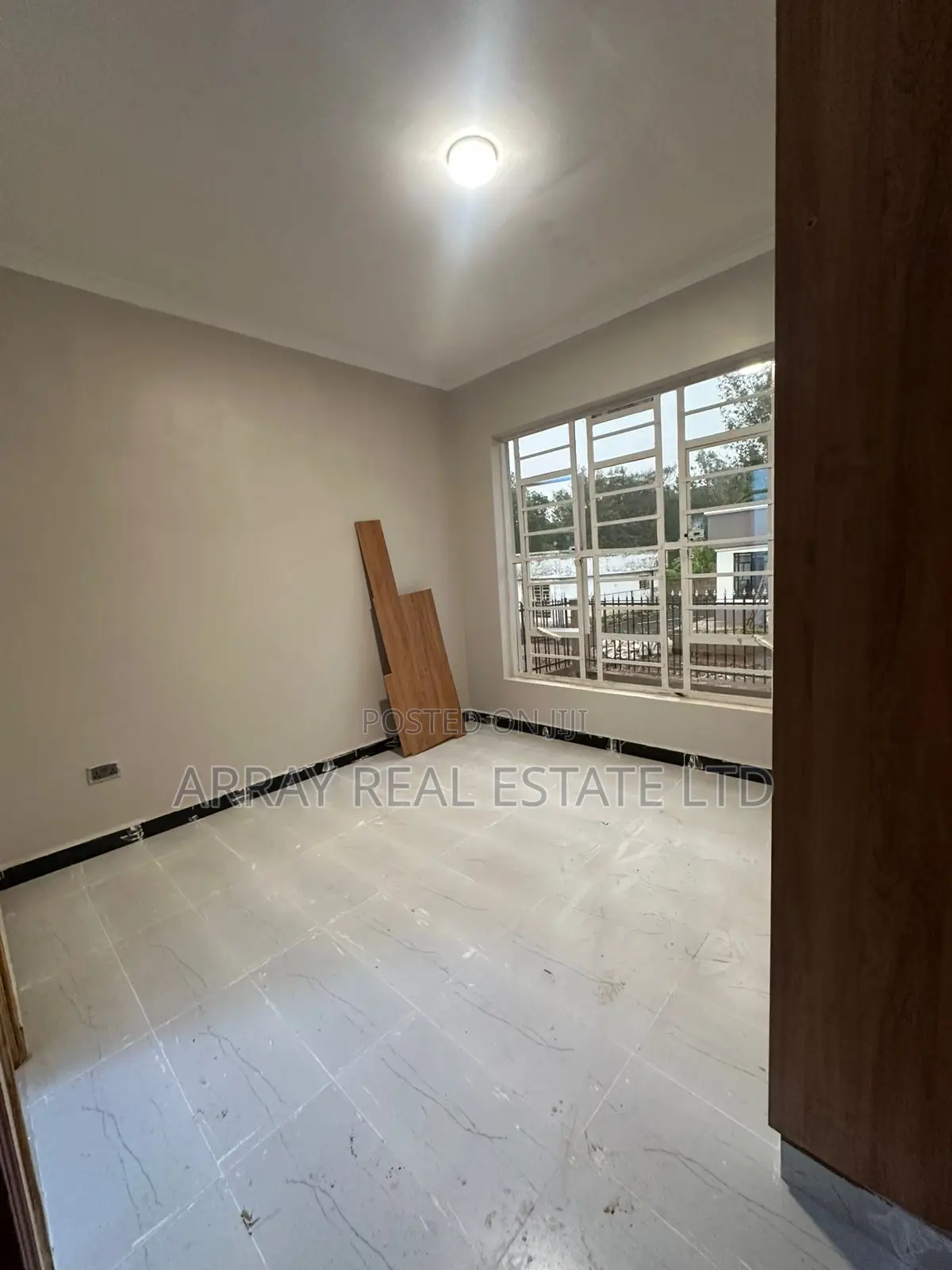 3bdrm Bungalow in Karai for sale in Karai