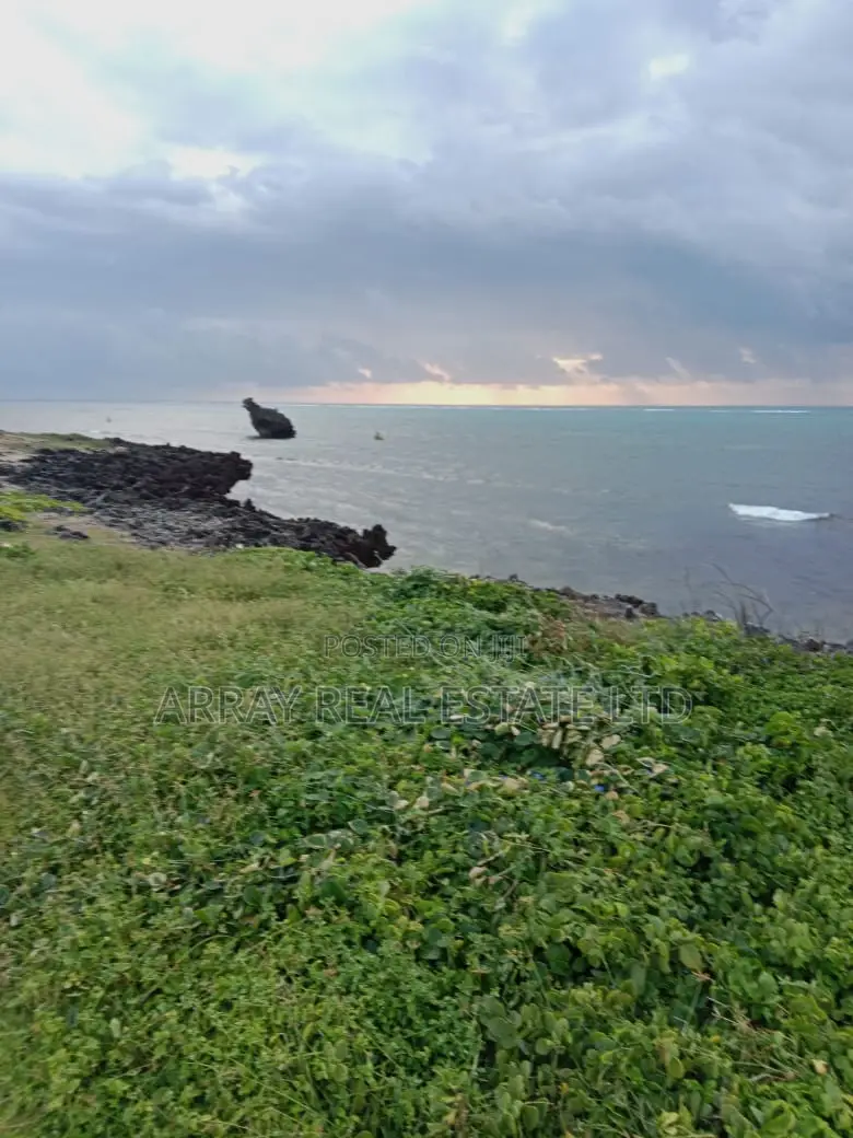 5 Acres Beachfront in Malindi in Town Centre